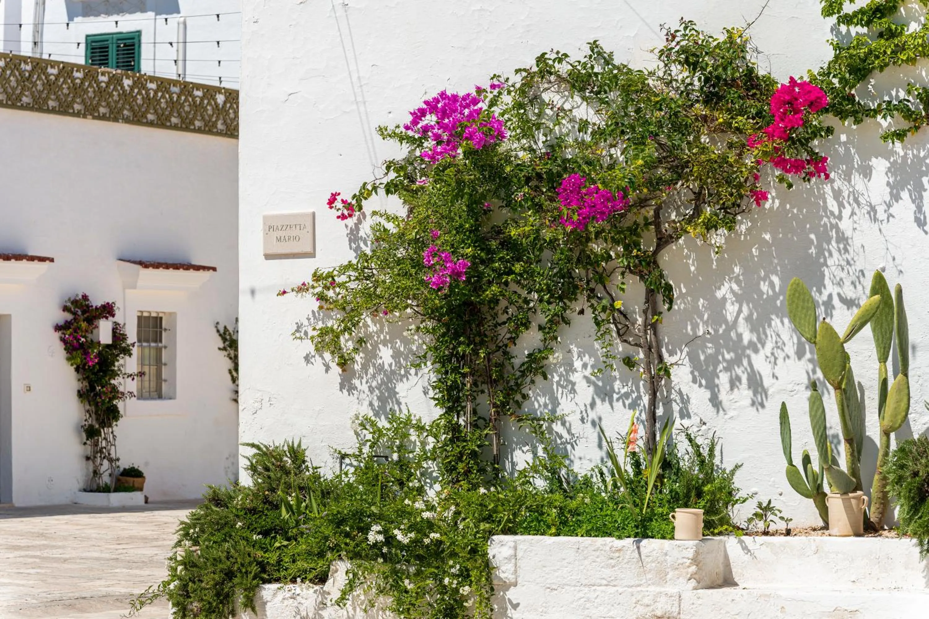 Decorative detail in Masseria San Nicola Savelletri - B&B