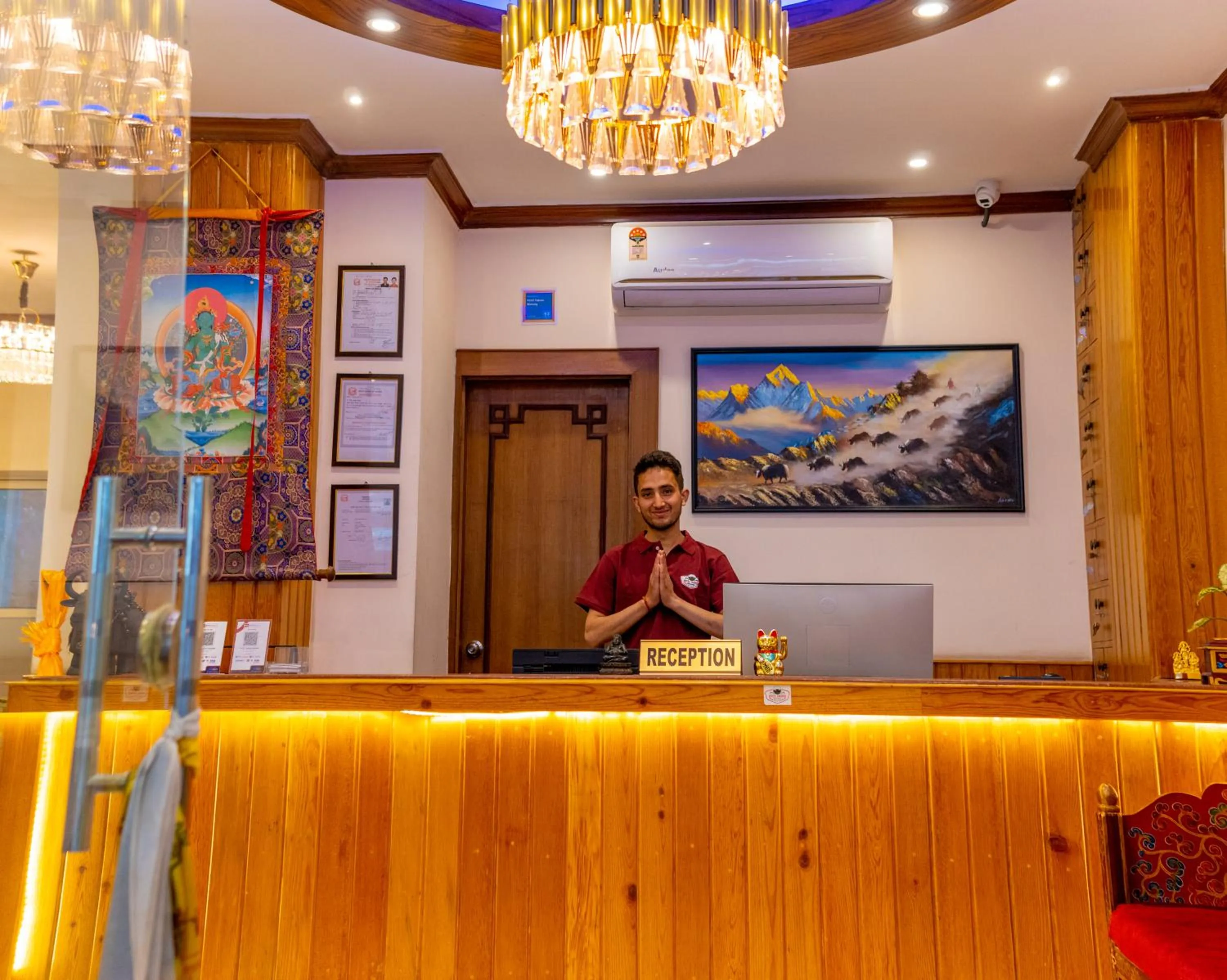 Staff in Hotel Yakroo Manang