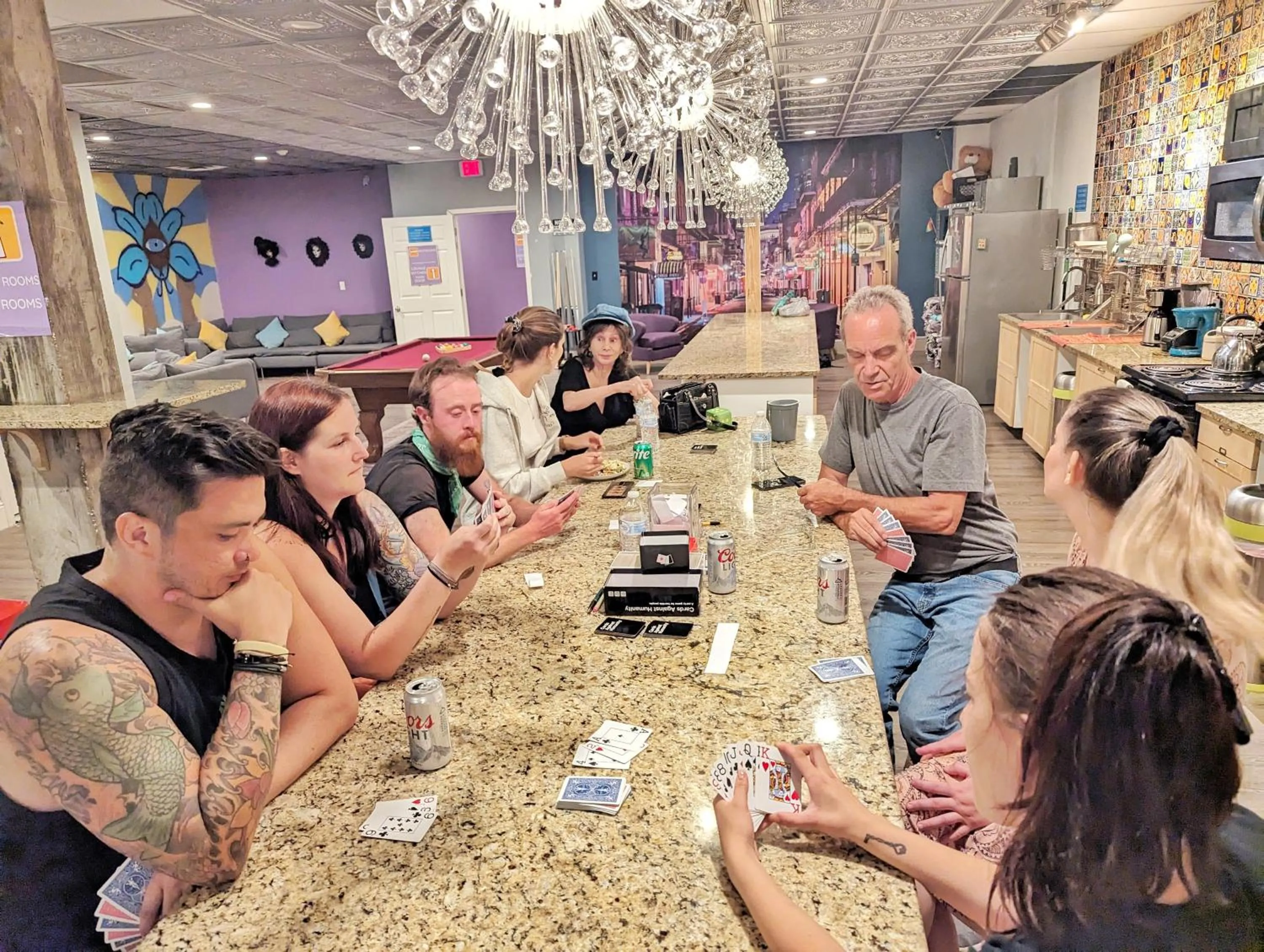 Communal lounge/ TV room in City House New Orleans Samesun