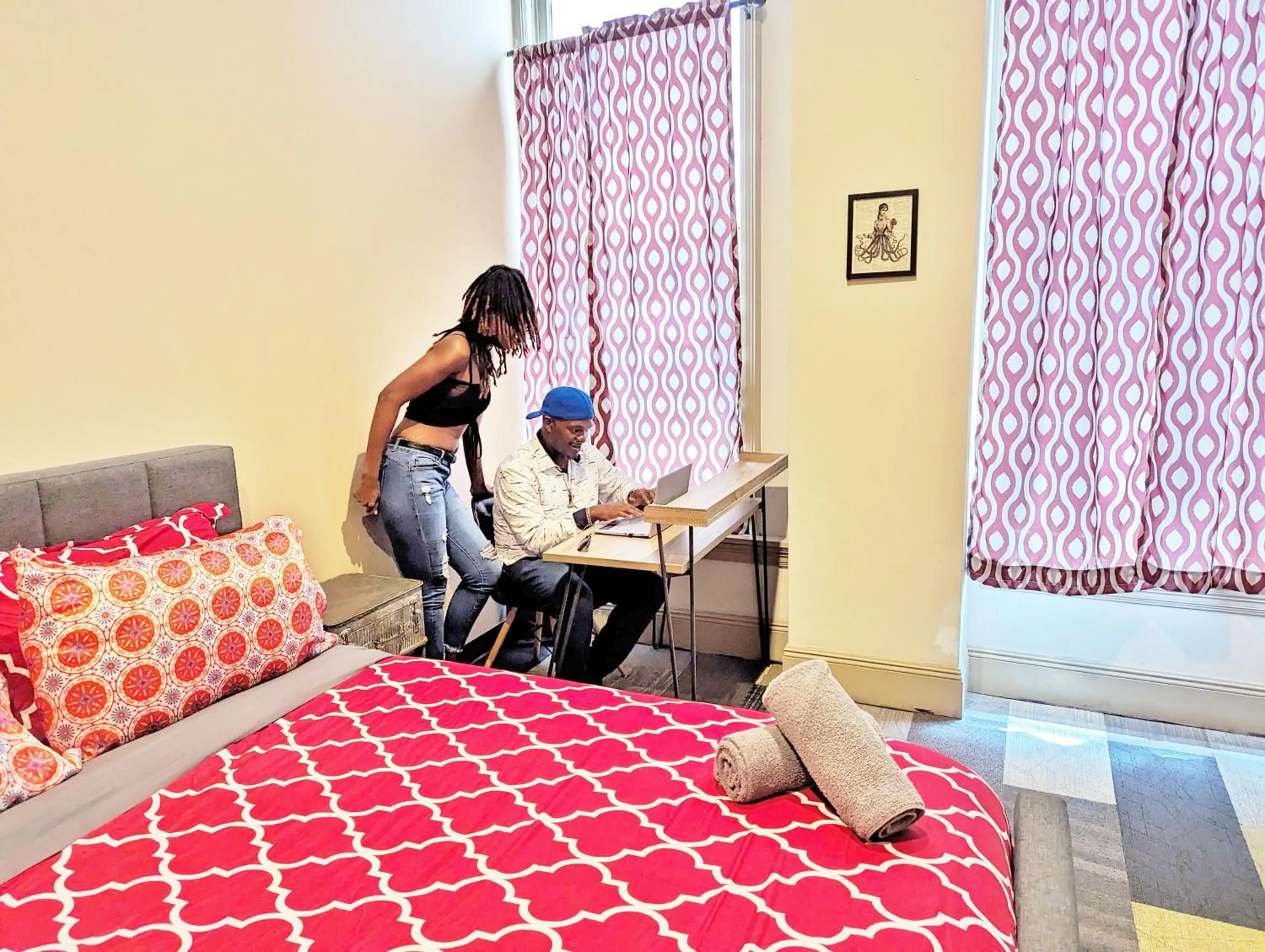 Guests, Bed in City House New Orleans Samesun