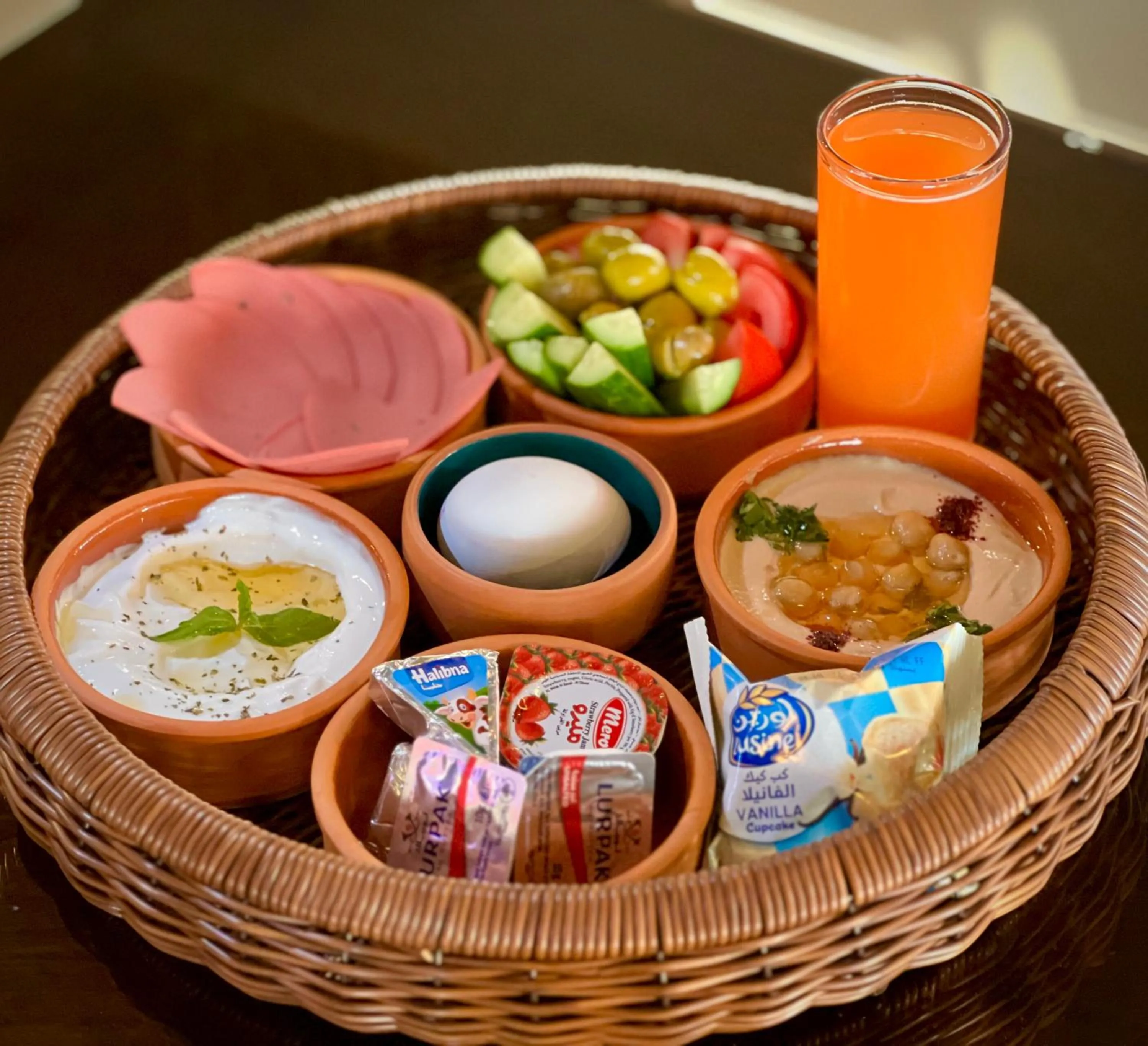 Breakfast in Art Hotel Downtown