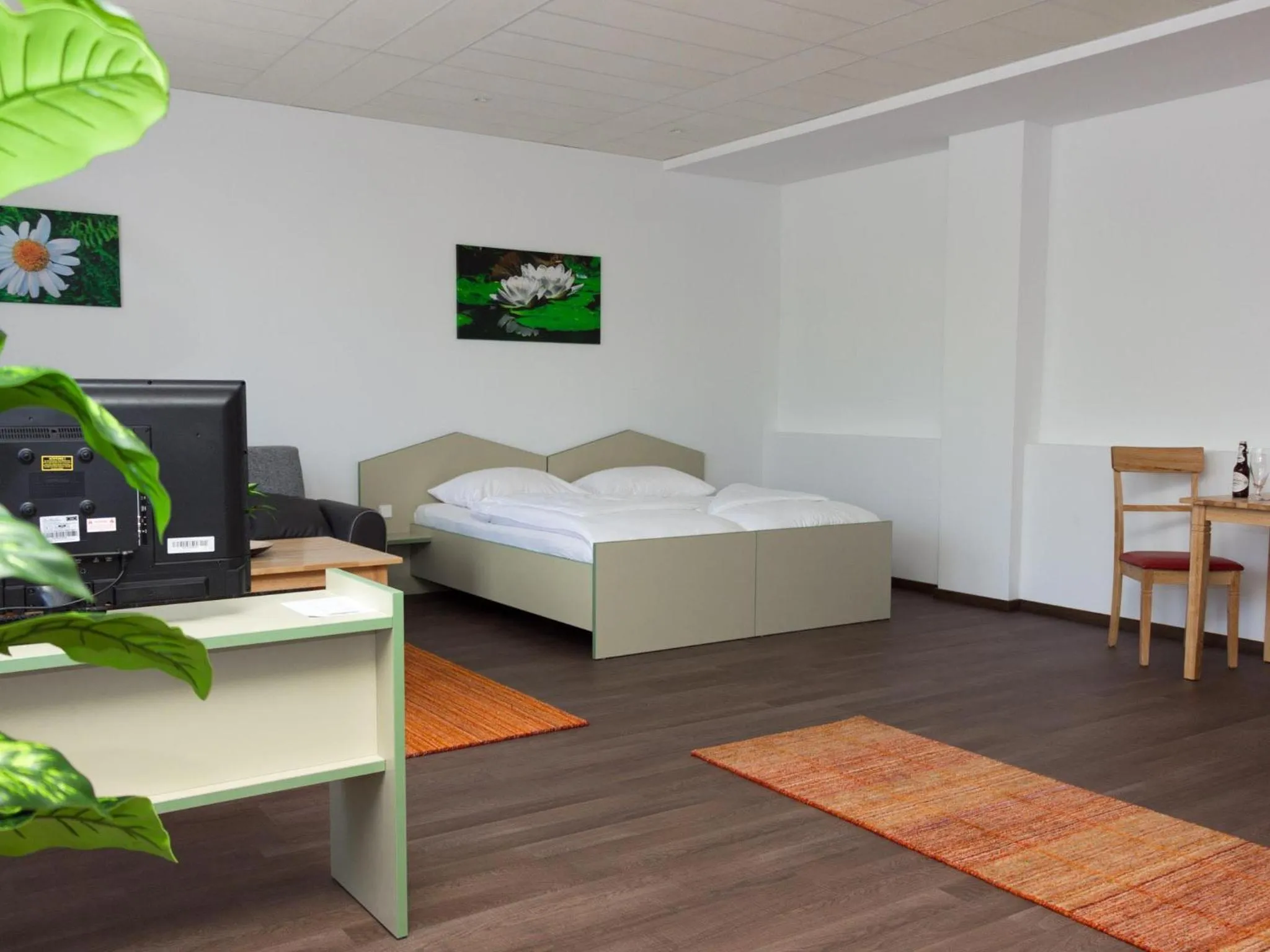 Photo of the whole room, Bed in WinRooms "hotel&apartments"