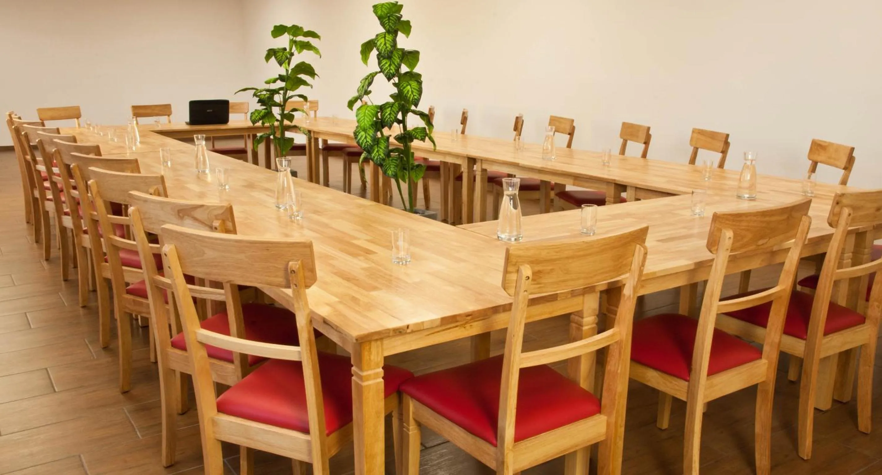 Business facilities in WinRooms "hotel&apartments"