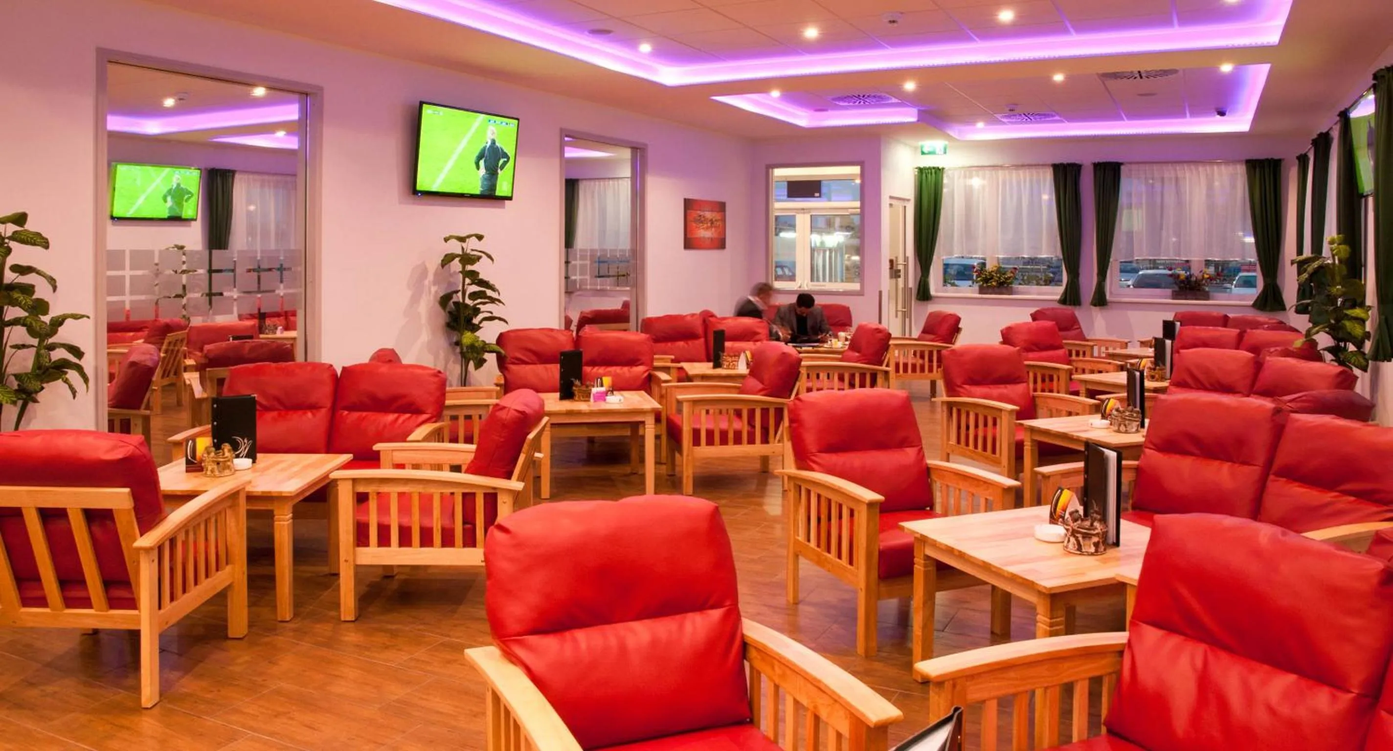 Lounge or bar in WinRooms "hotel&apartments"