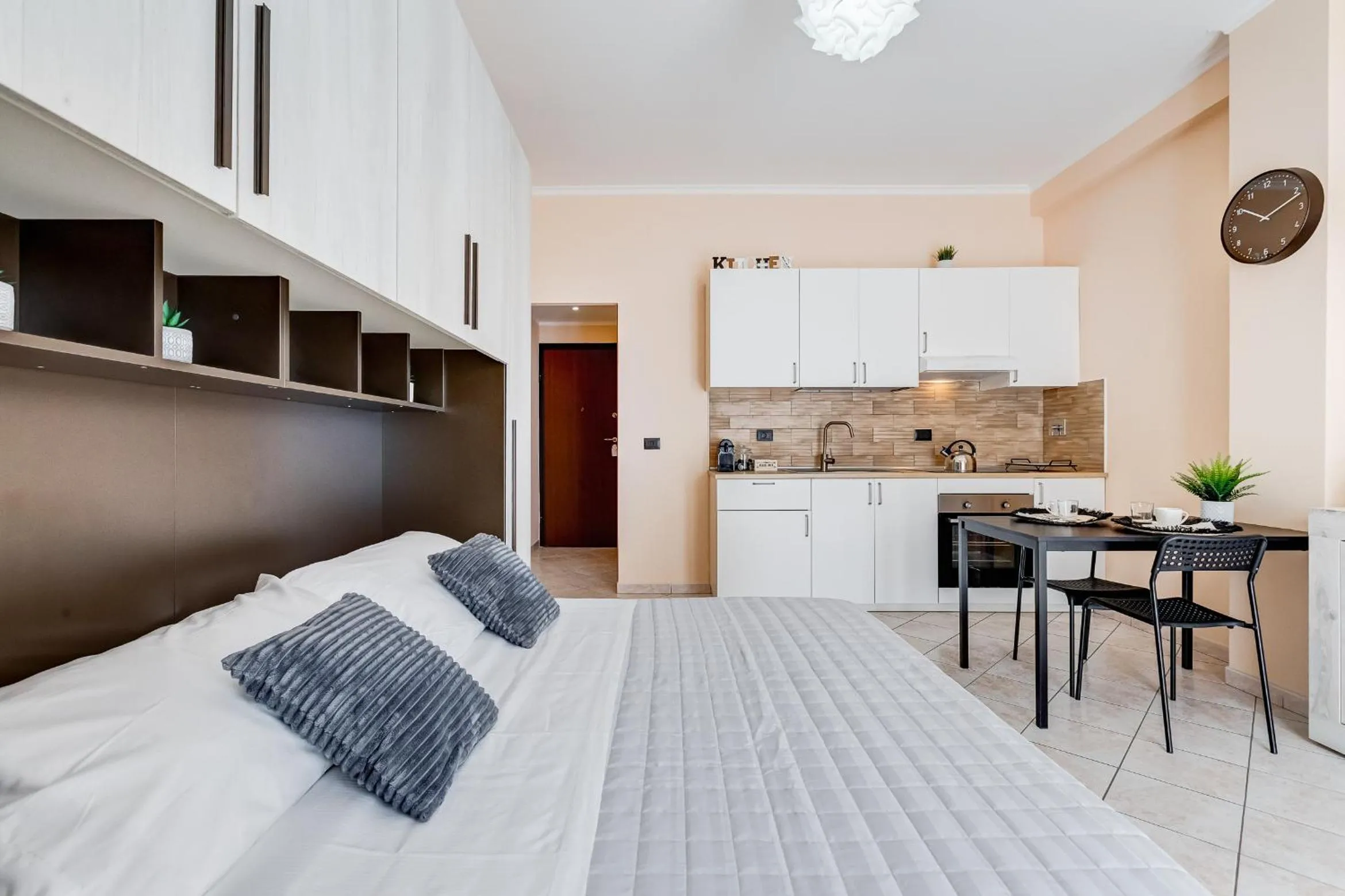 Bed in Joker House Roma in 15 minuti Station Airport