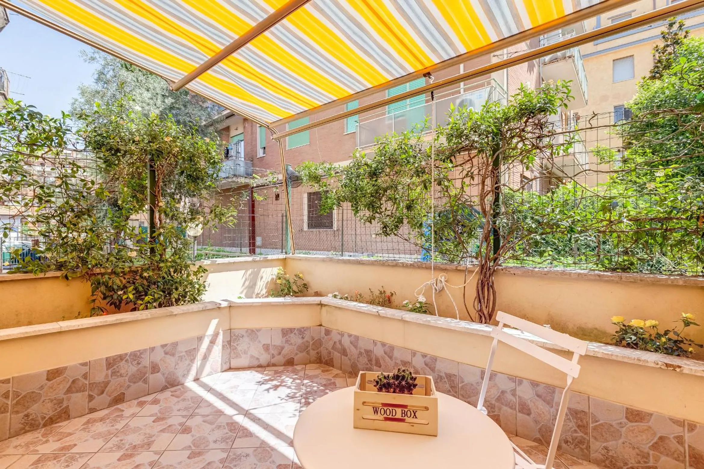 Patio in Joker House Roma in 15 minuti Station Airport