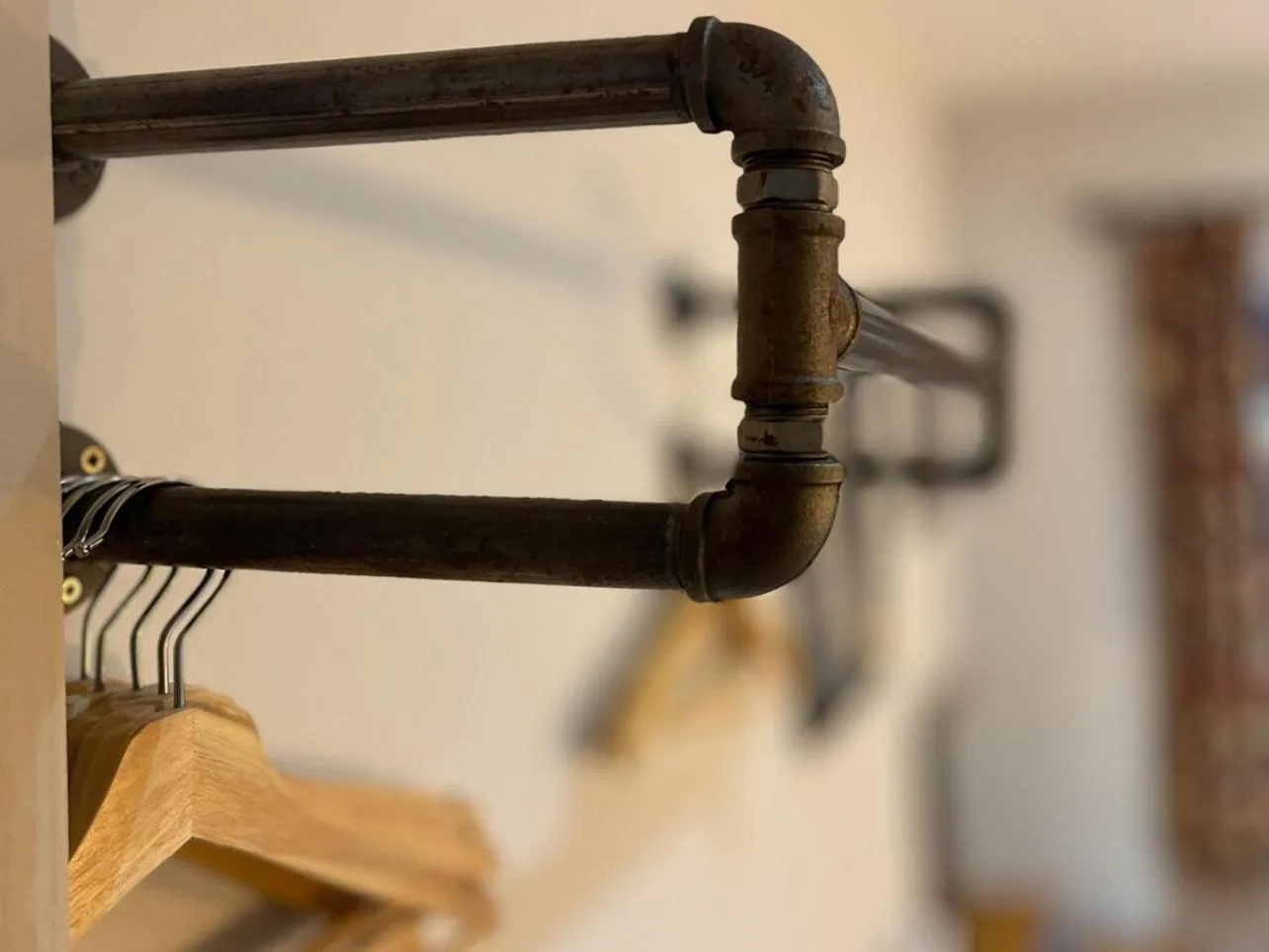 wardrobe in Walpole Bay 2 bed Stunning Garden Apt By Adliv