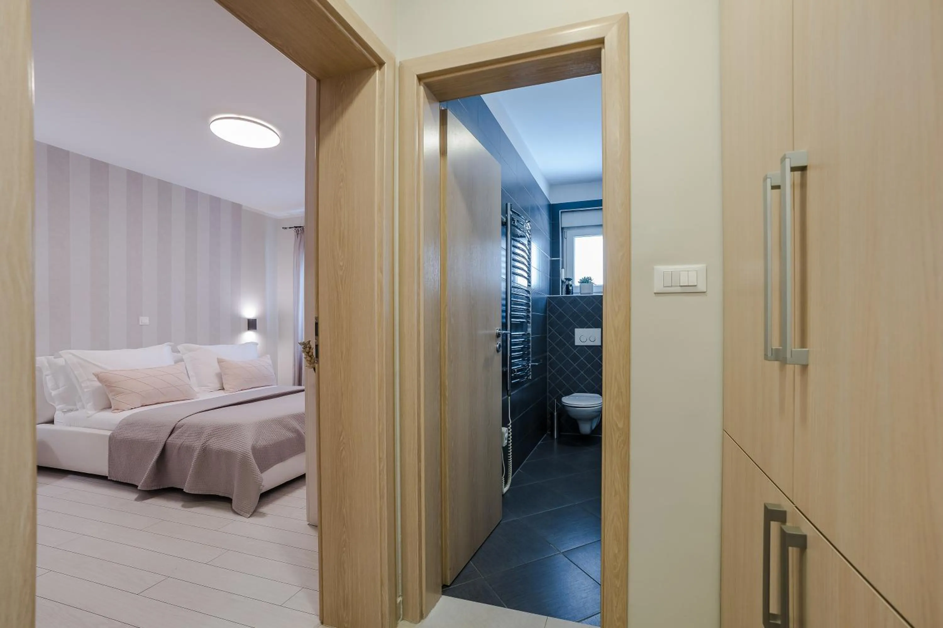 Bathroom, Bed in Villa Karla