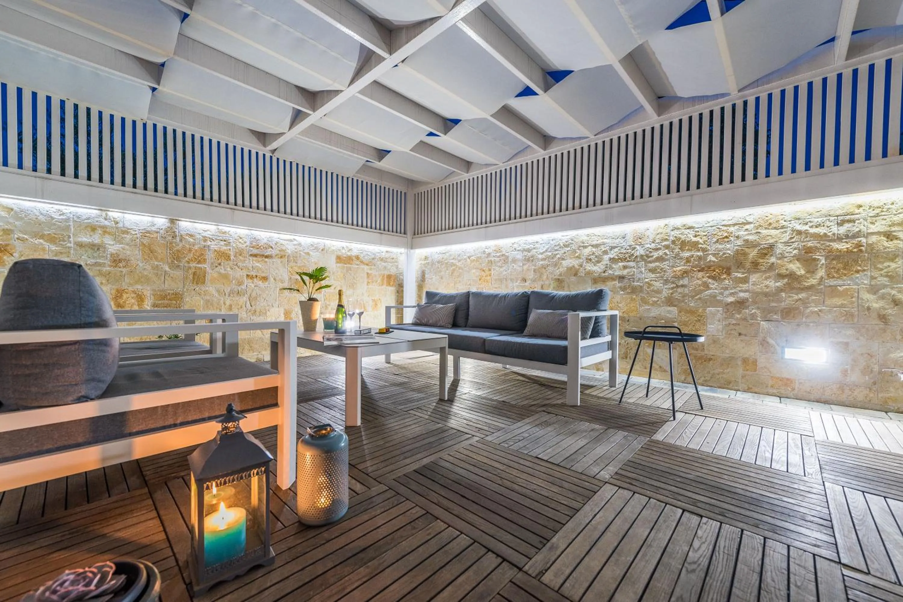 Balcony/Terrace in Villa Karla