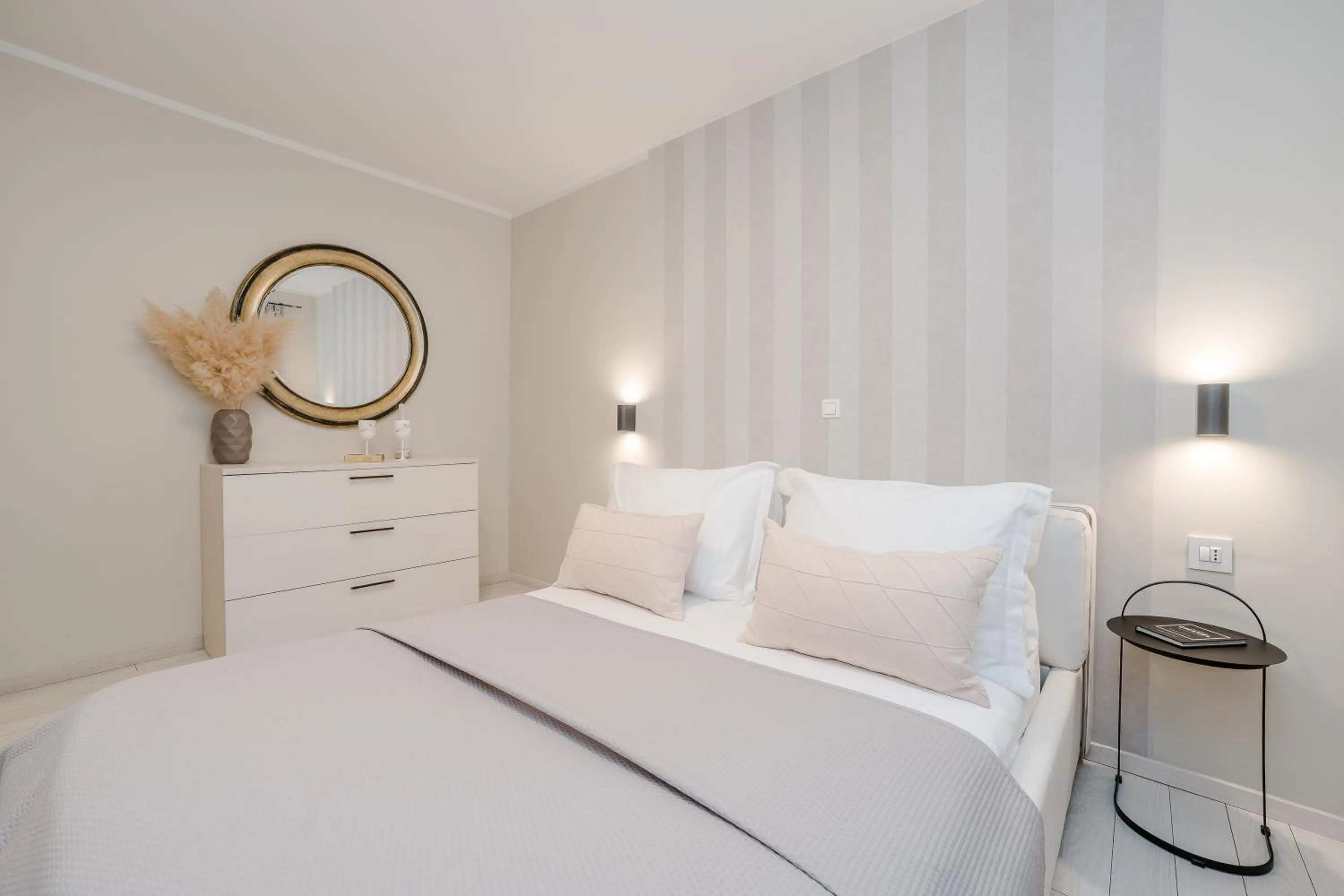 Bedroom, Bed in Villa Karla