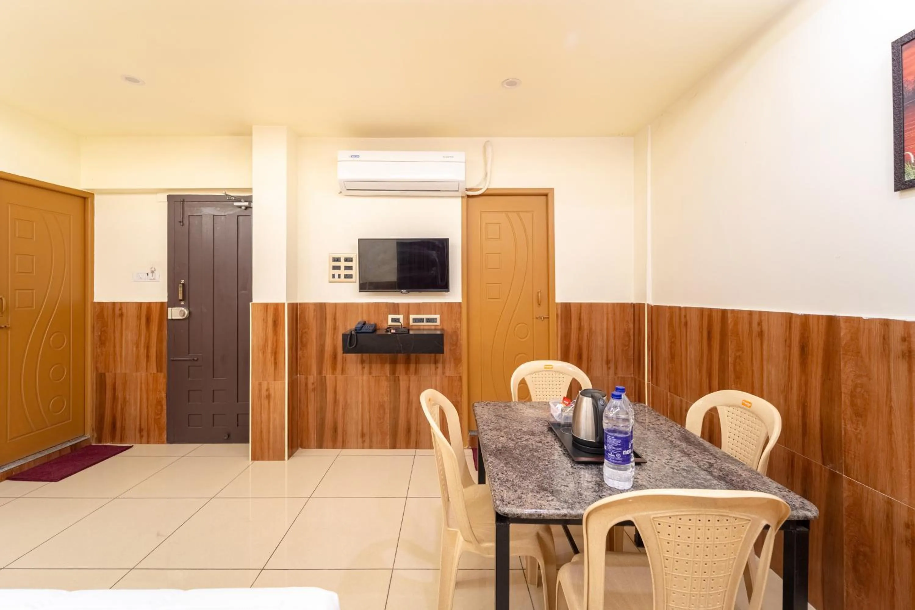 TV and multimedia in Pondy Stay