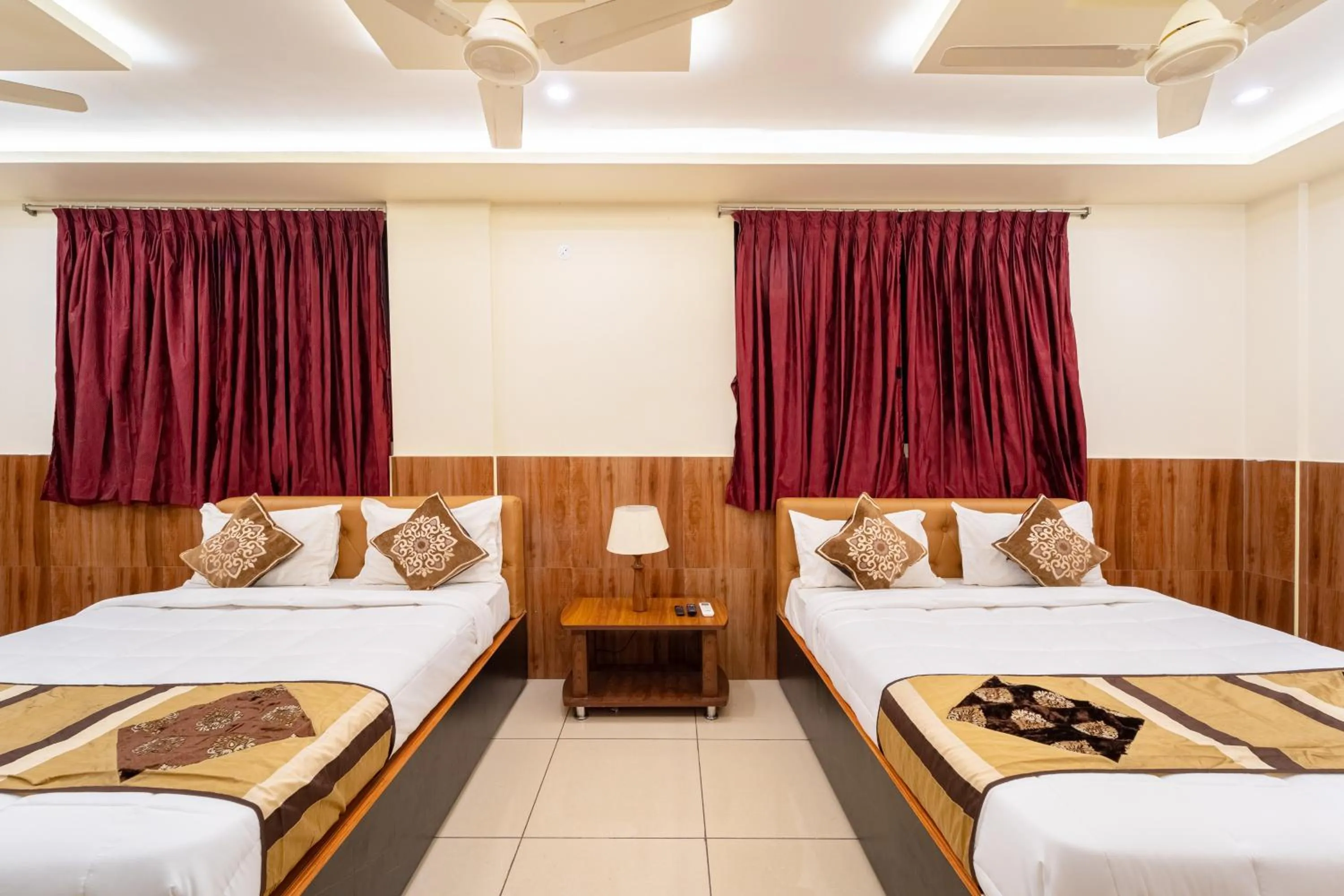 Bedroom in Pondy Stay