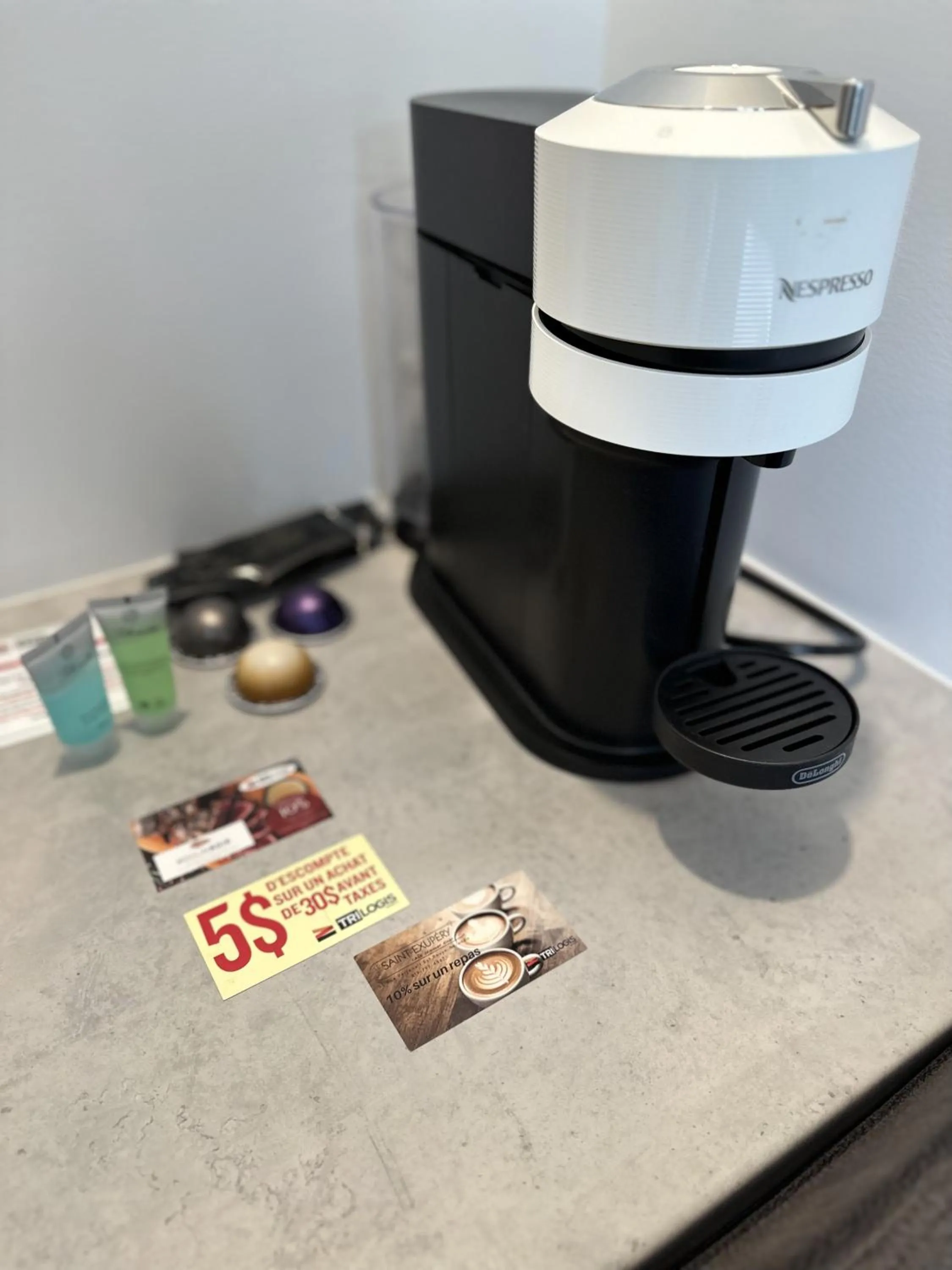 Coffee/tea facilities in Le Chambreur