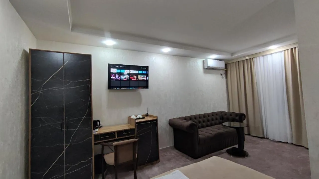 Bedroom in Sharq hotel