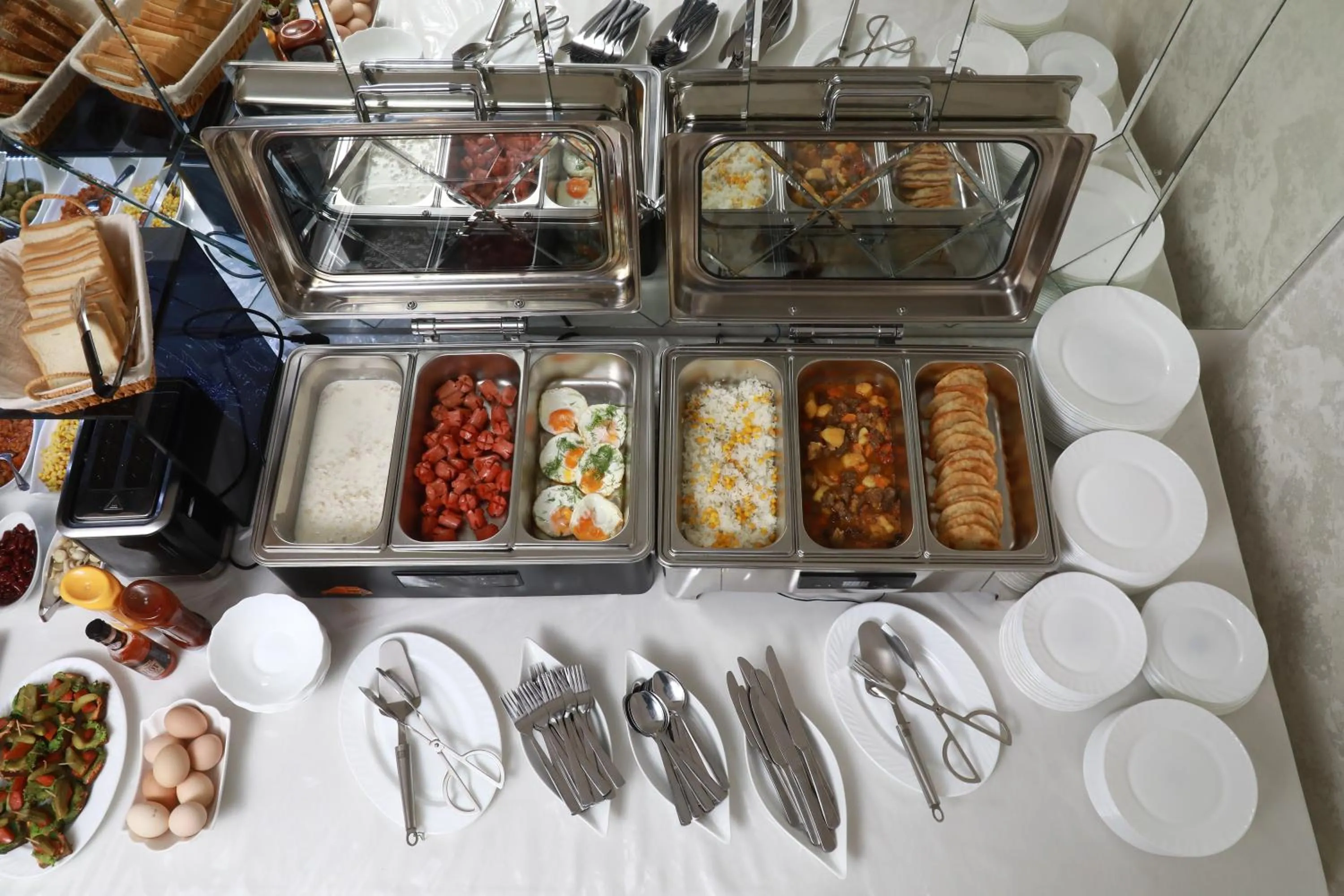 Breakfast in Sharq hotel