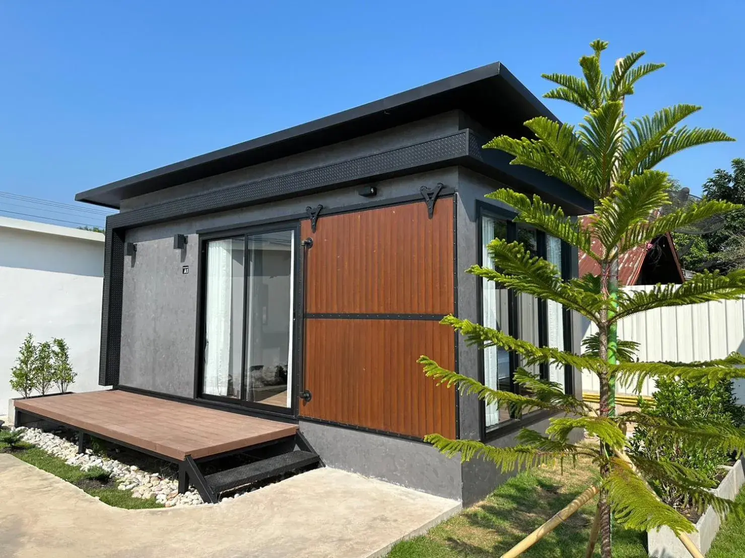 Na Khonglong Na Khonglong