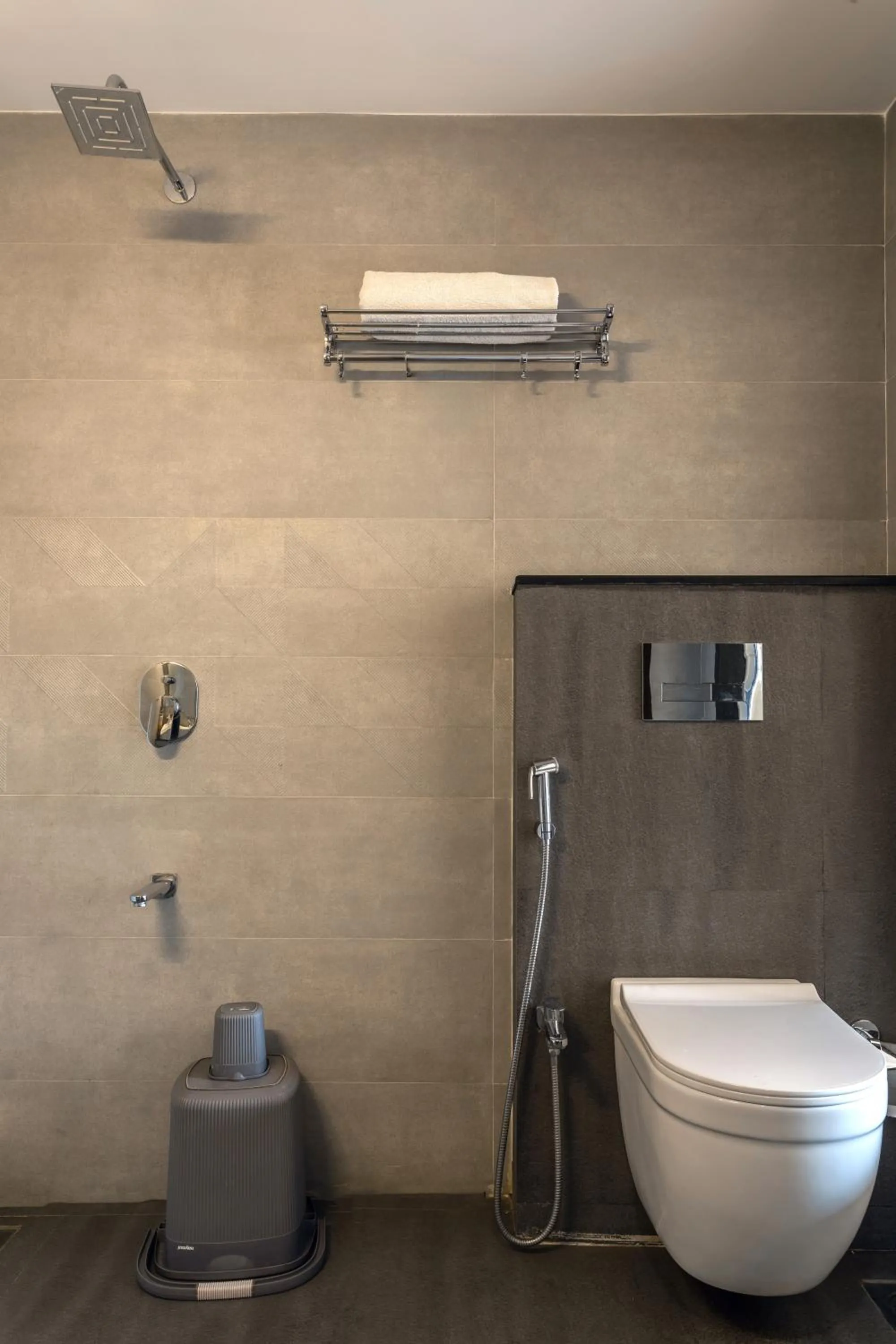 Shower in La baga Beach Hotel