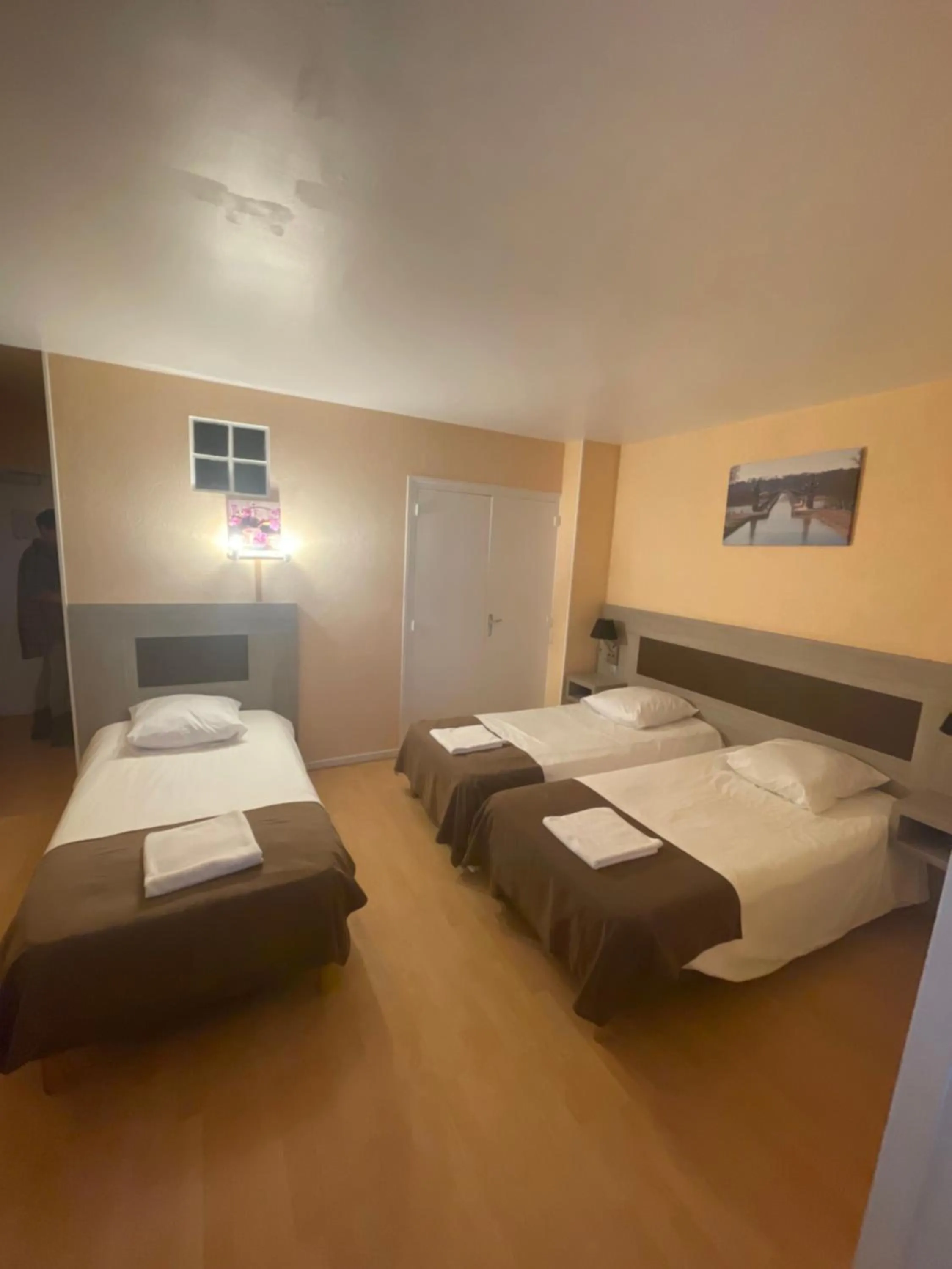 Bed in Auberge du pont canal