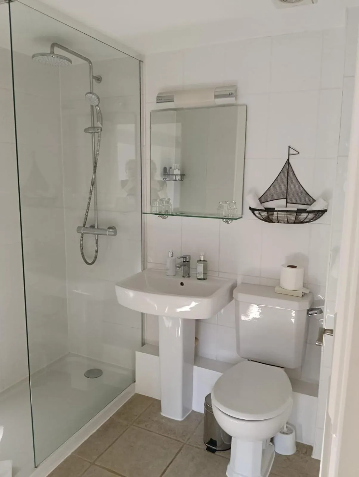 Bathroom in Lugger Hotel ‘A Bespoke Hotel’