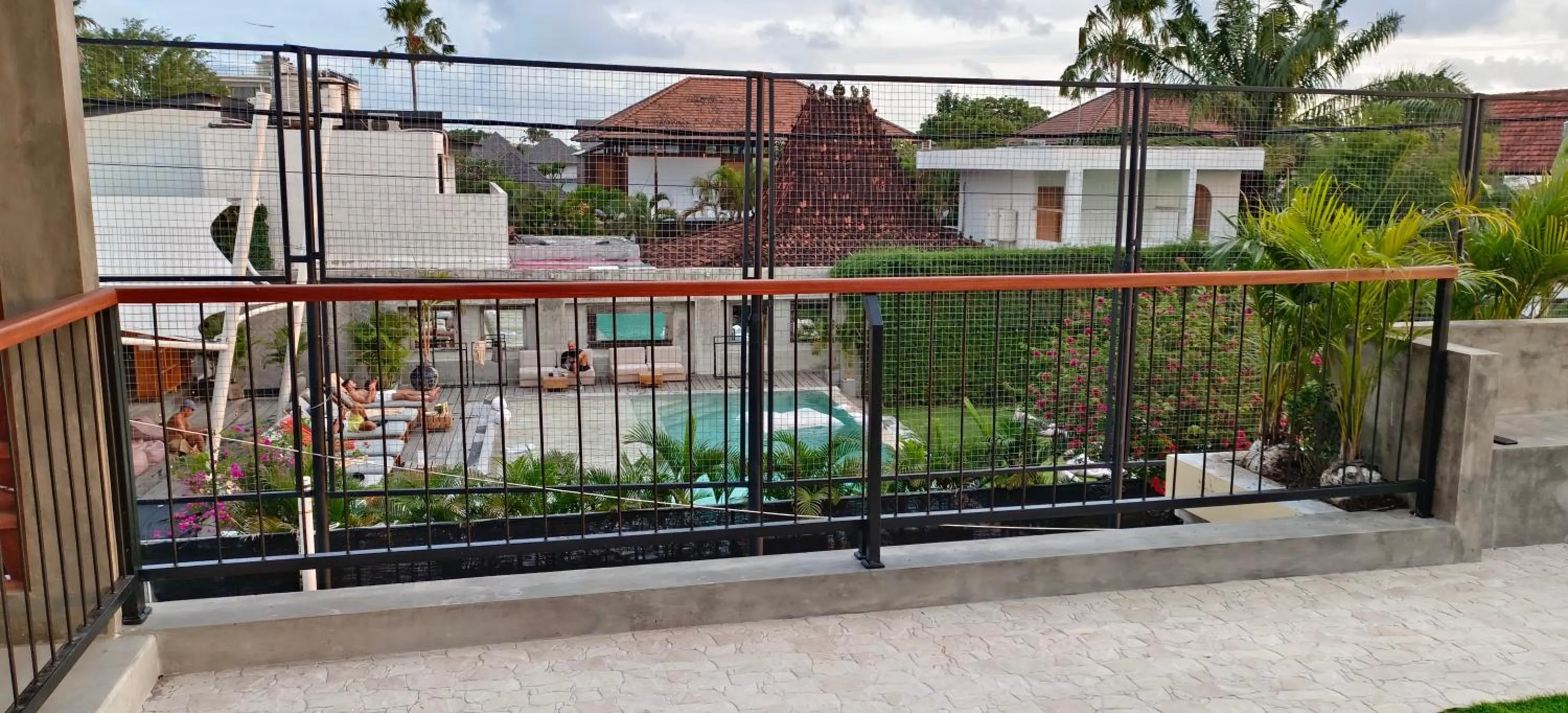 FULLMOON CANGGU Nelayan