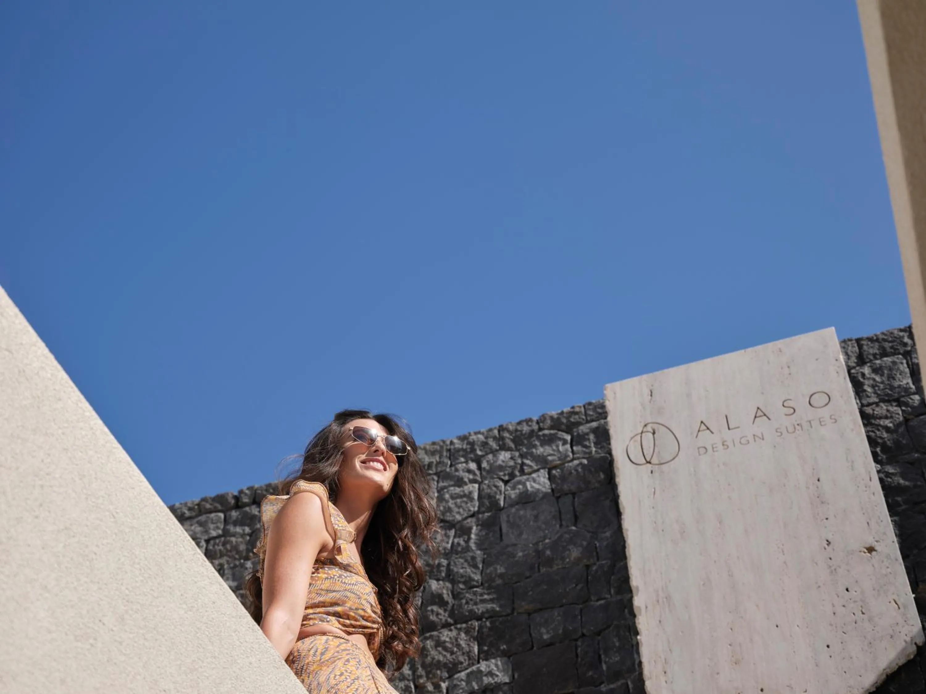 Day in Alaso Design Suites