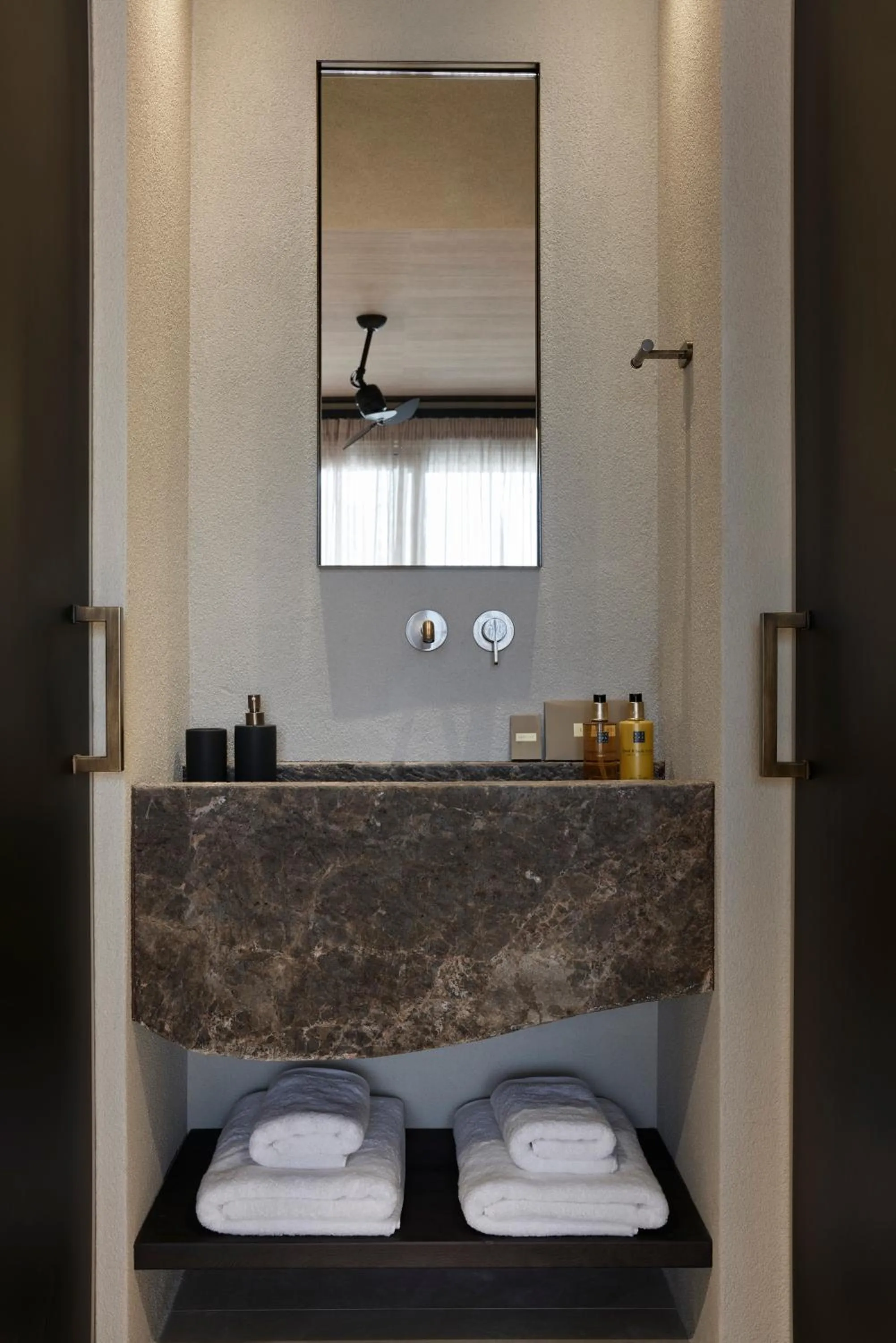 Toilet in Alaso Design Suites