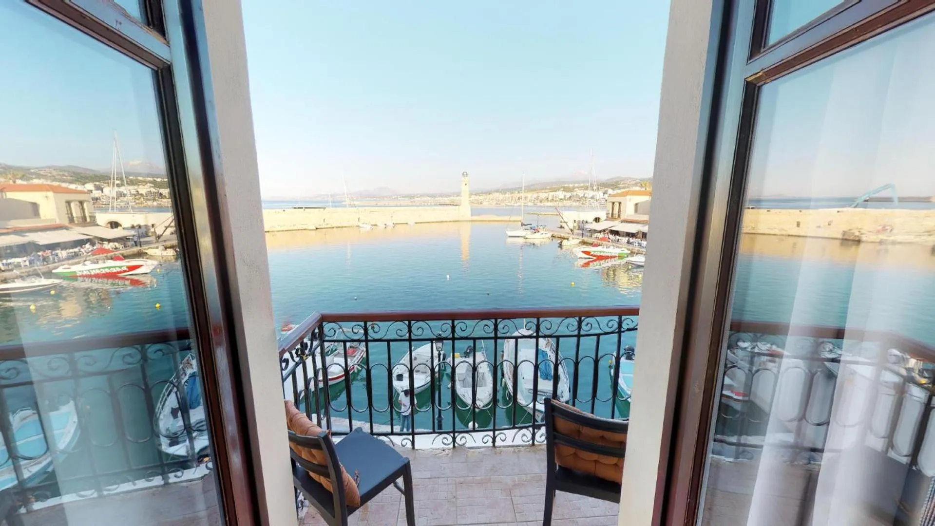 Balcony/Terrace in Porto Enetiko Suites