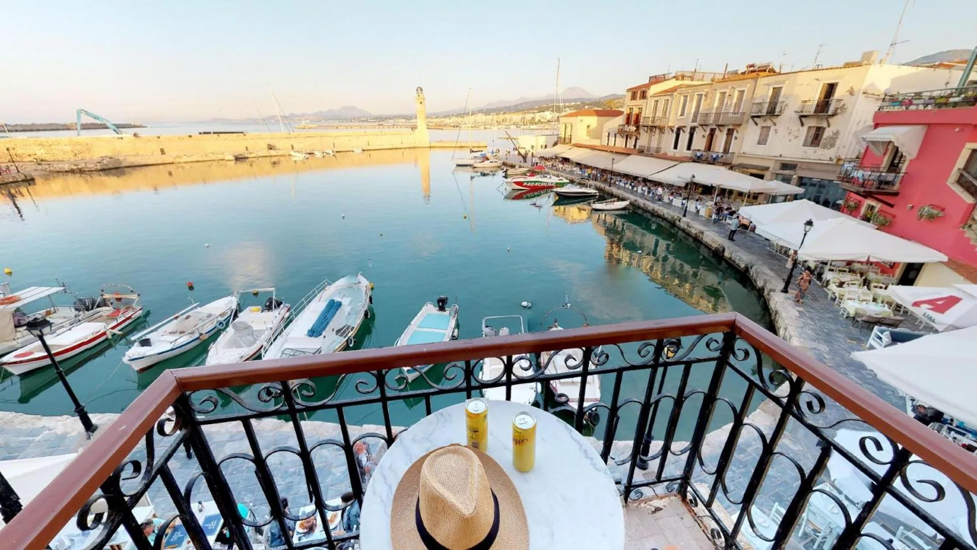 Porto Enetiko Suites