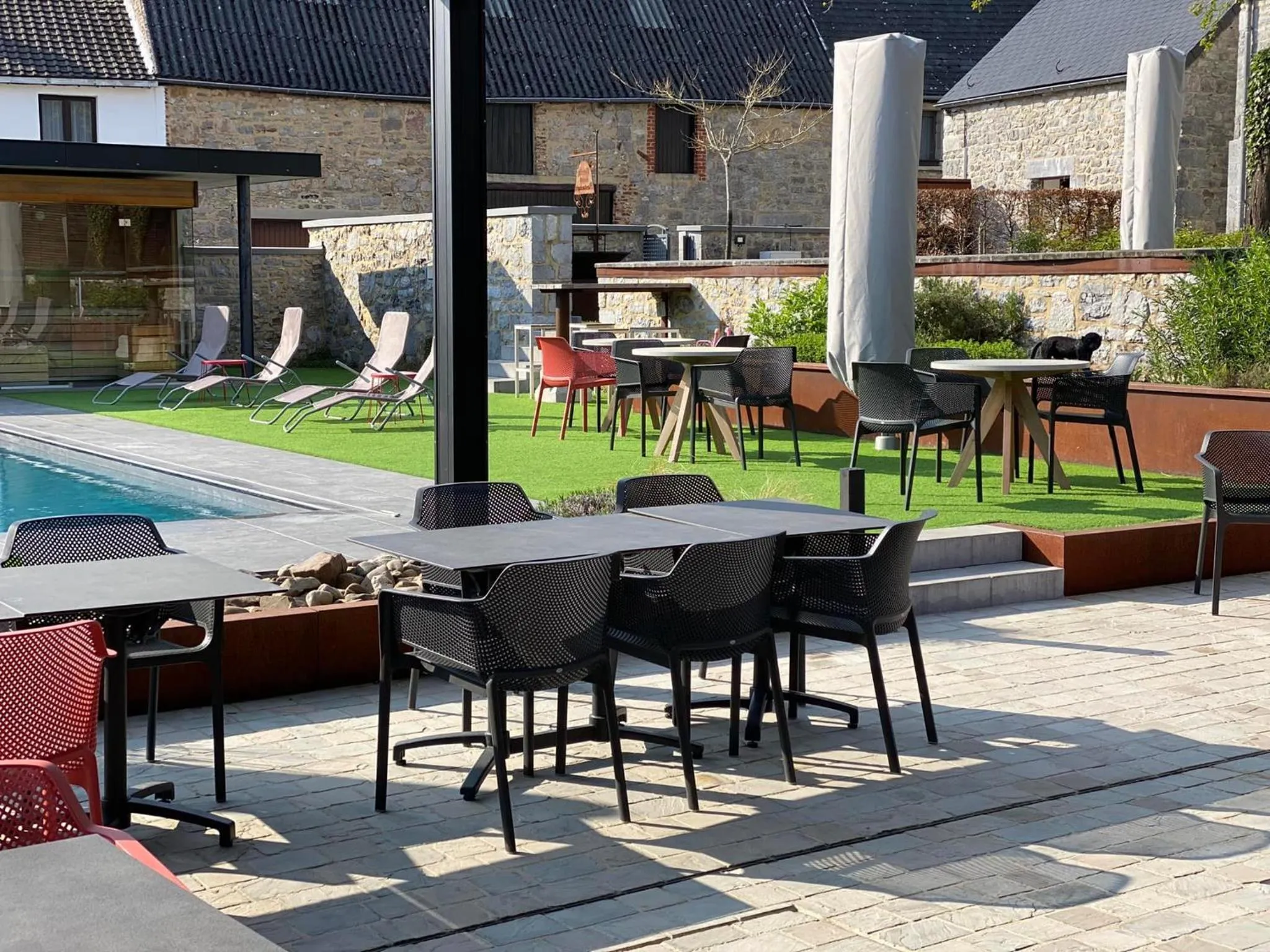 Patio in Le Presbytère de Sautour