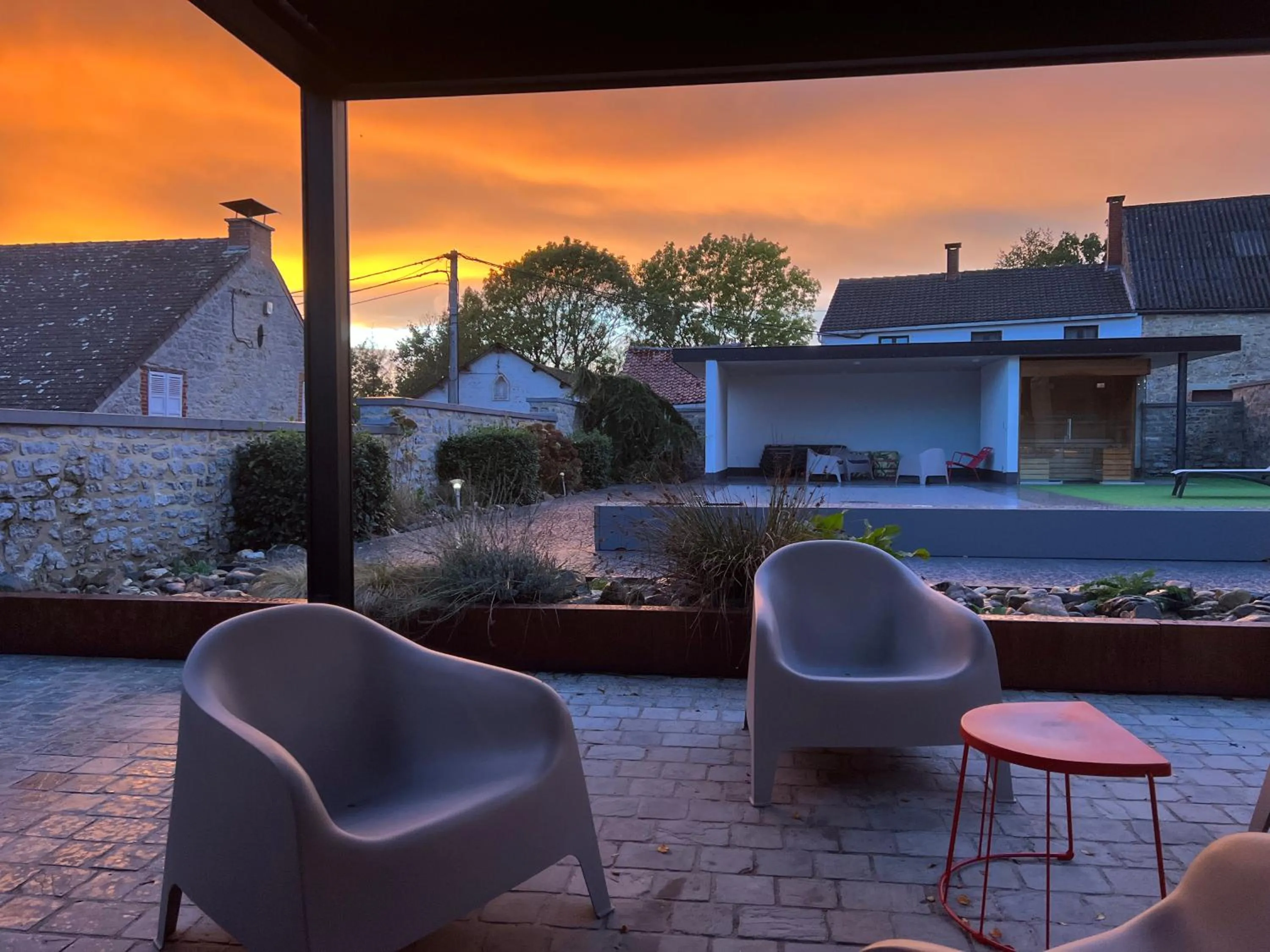 Patio in Le Presbytère de Sautour