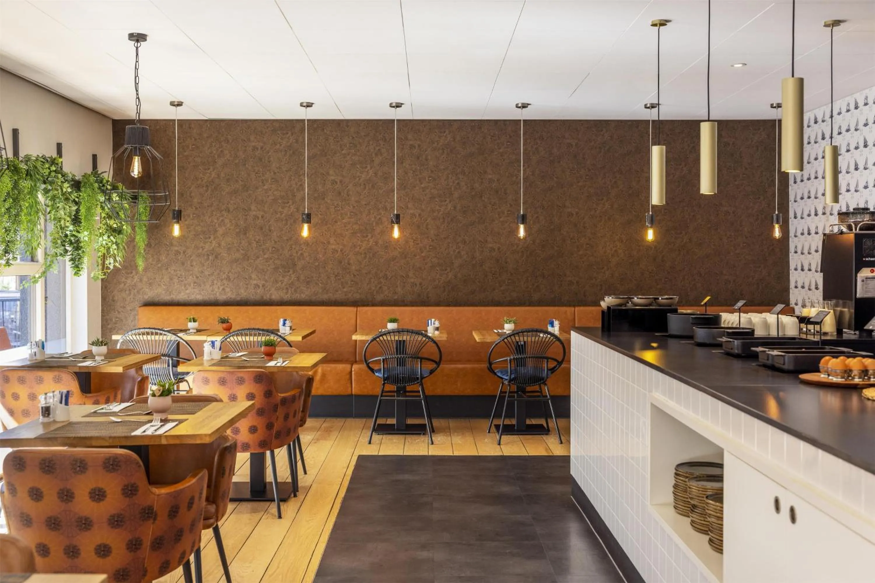 Restaurant/places to eat in NH Amsterdam Leidseplein