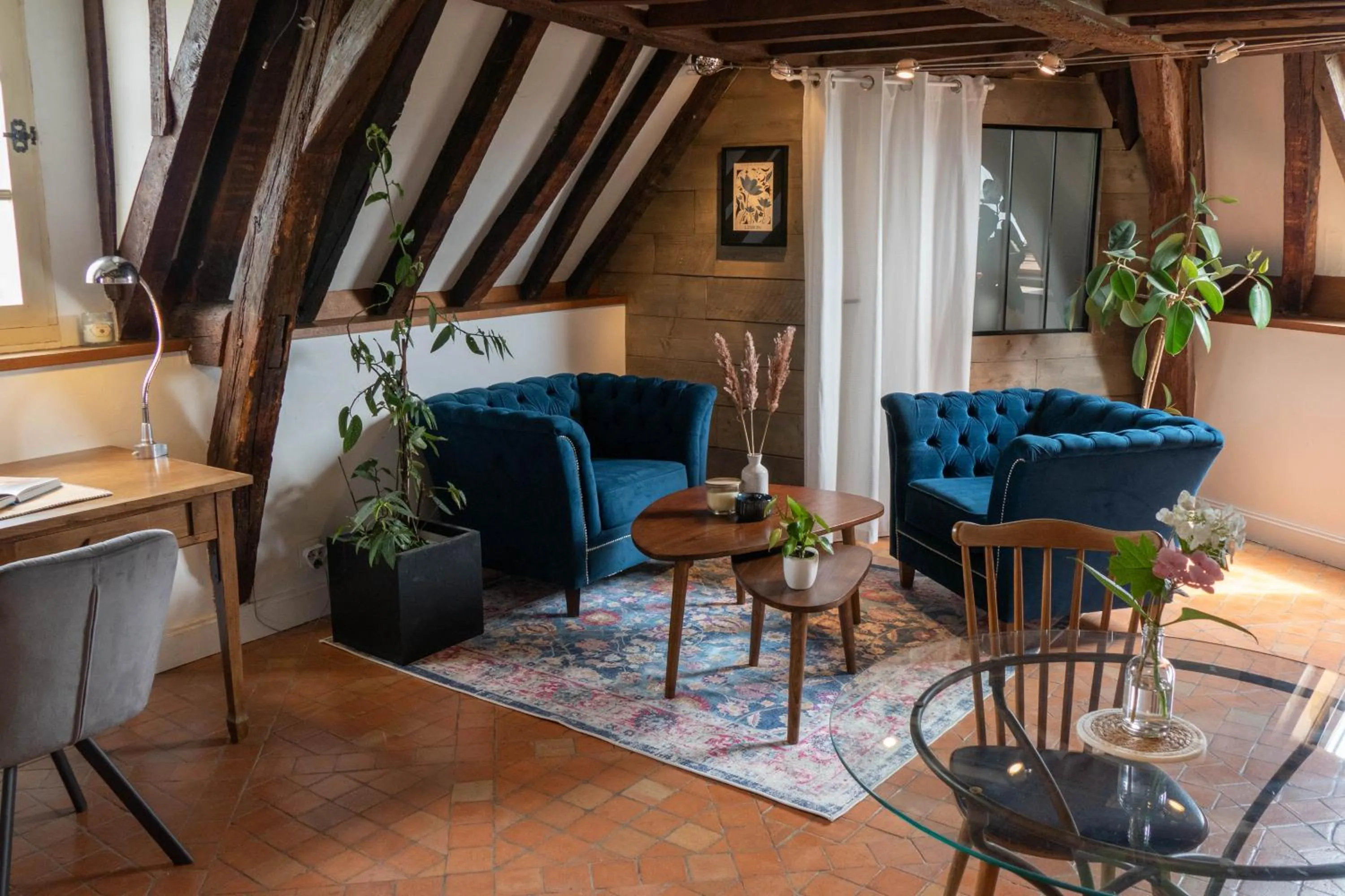 Living room in Suite Toussaint - Calme & Authentique