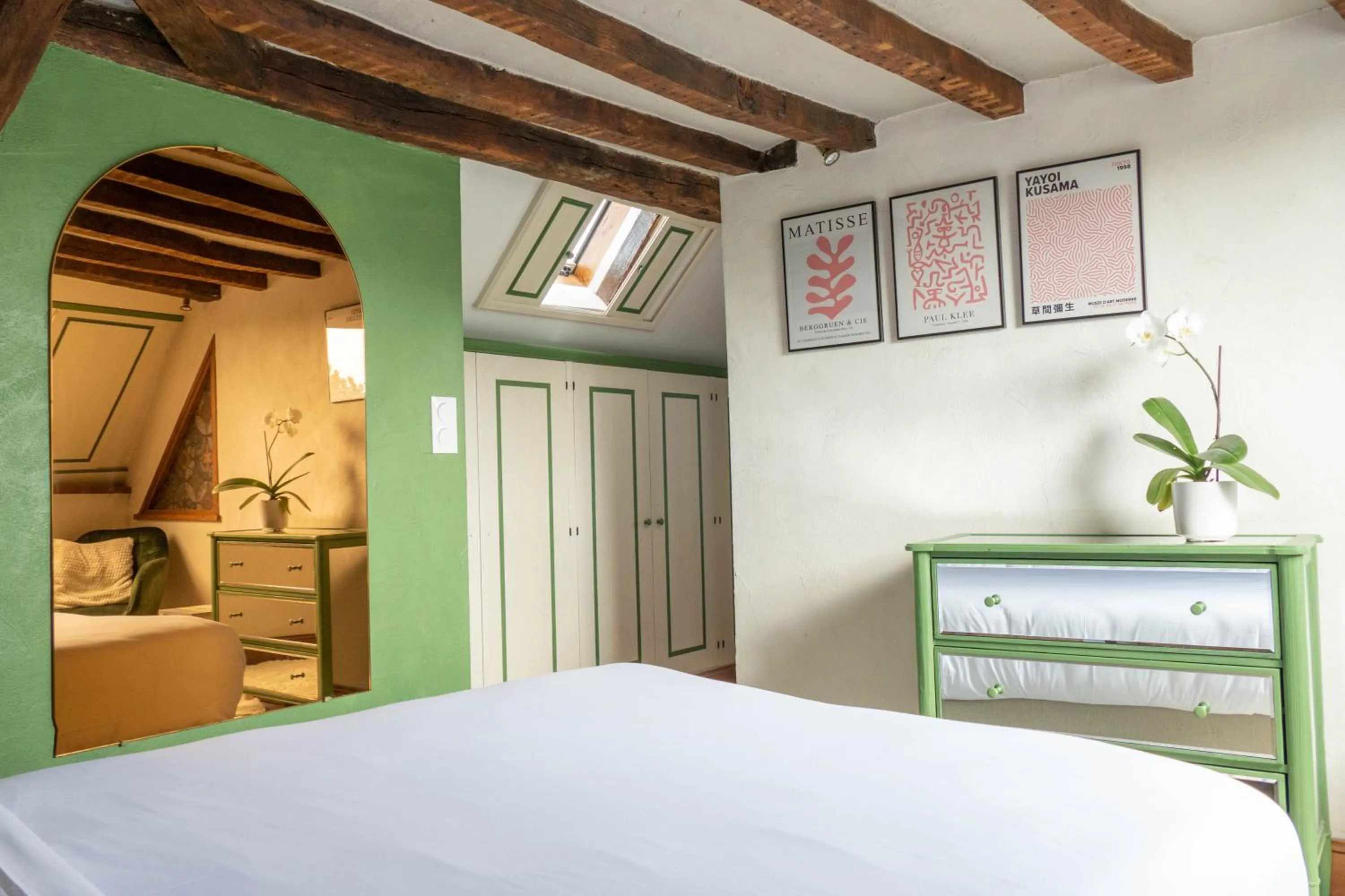 Bed in Suite Toussaint - Calme & Authentique