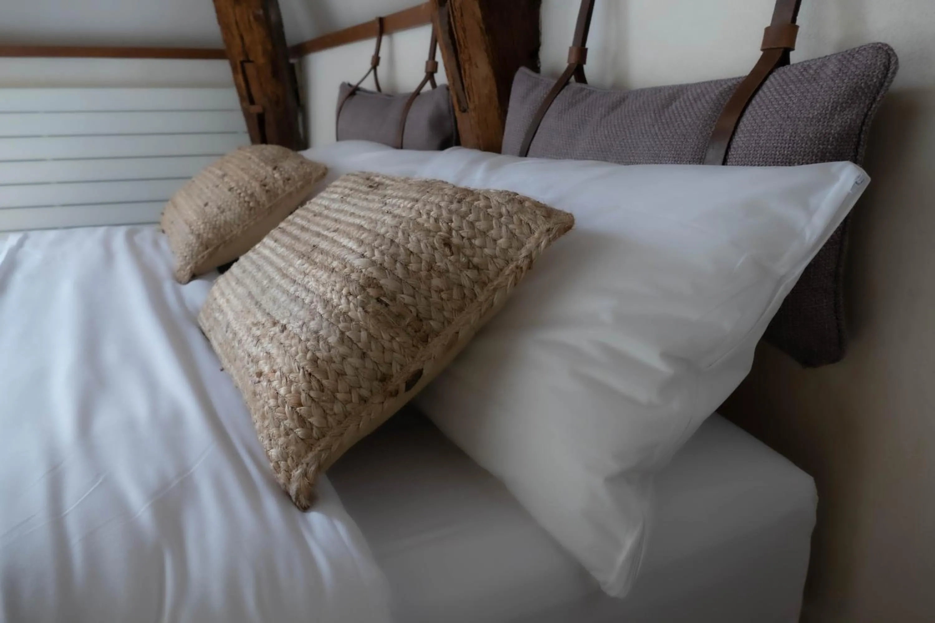Bed in Suite Toussaint - Calme & Authentique
