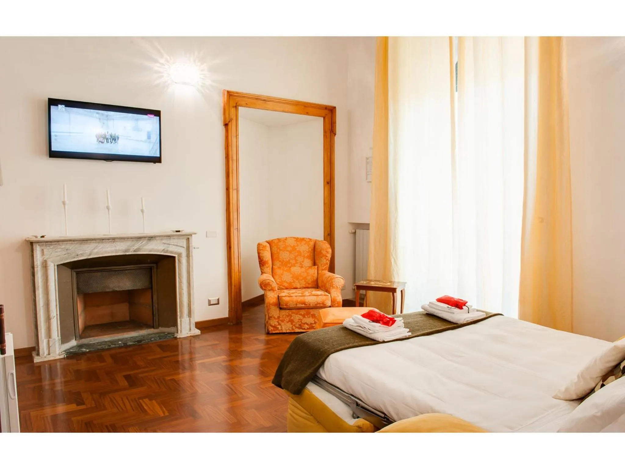 Day, Bed in Lh Royal Suites Terrace