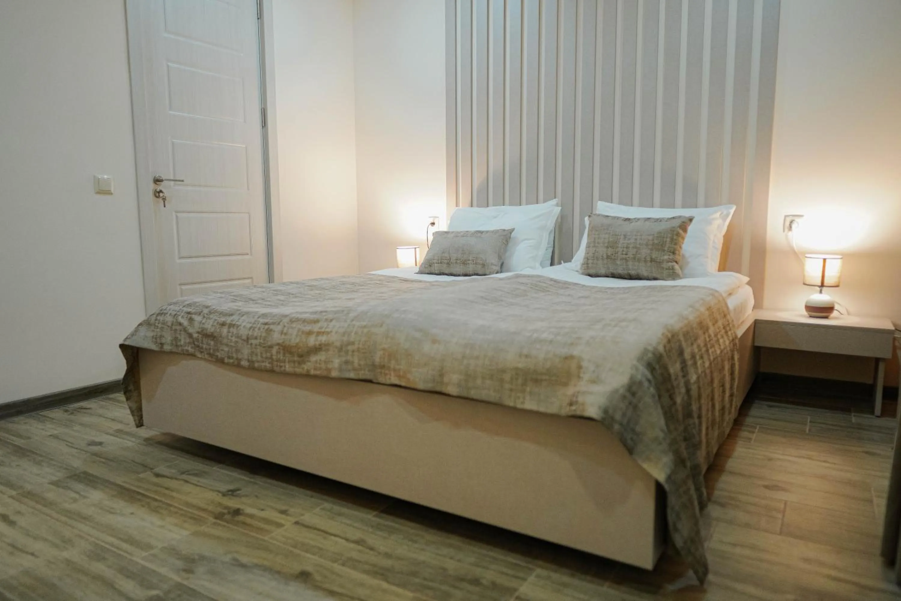 Bedroom, Bed in Kera Rooms