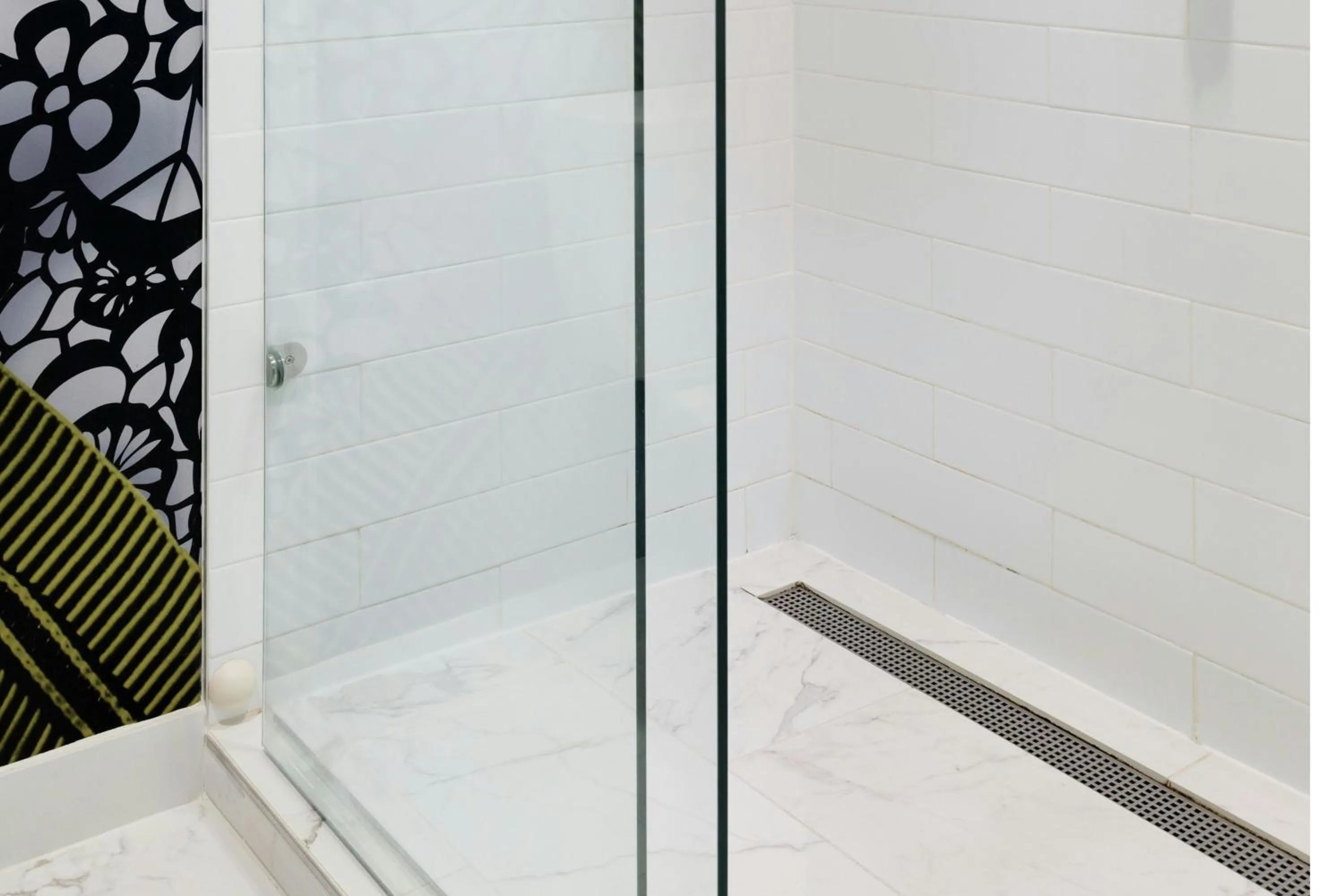 Bathroom in Renaissance Cincinnati Downtown Hotel