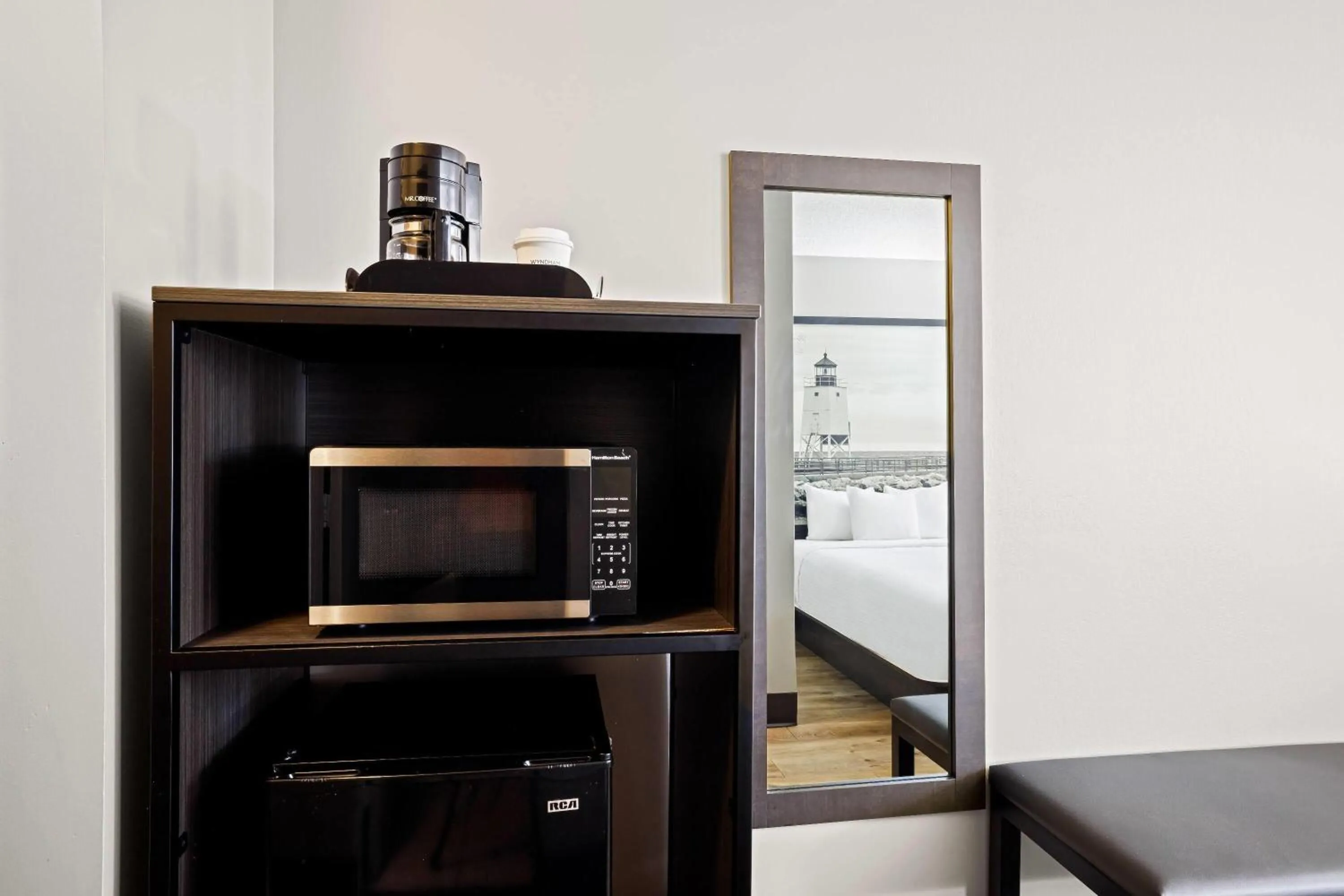 Bed in Super 8 by Wyndham Thunder Bay