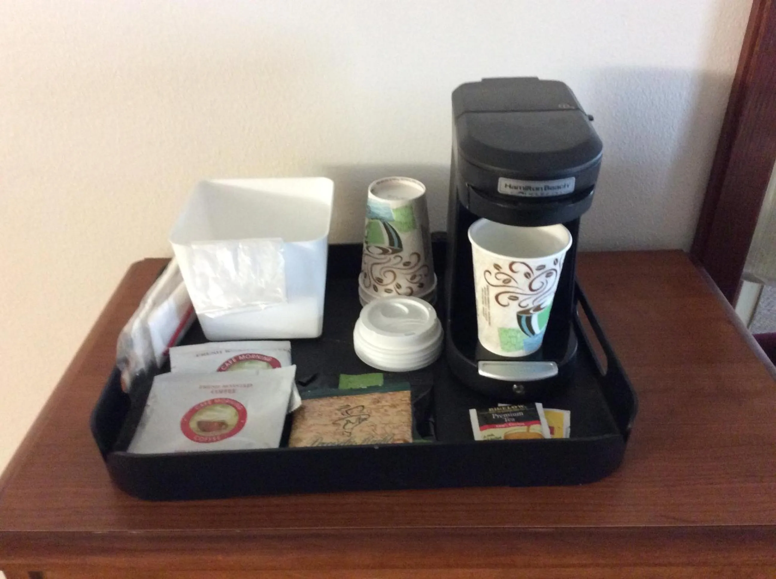 Coffee/tea facilities in Sports Club Motel
