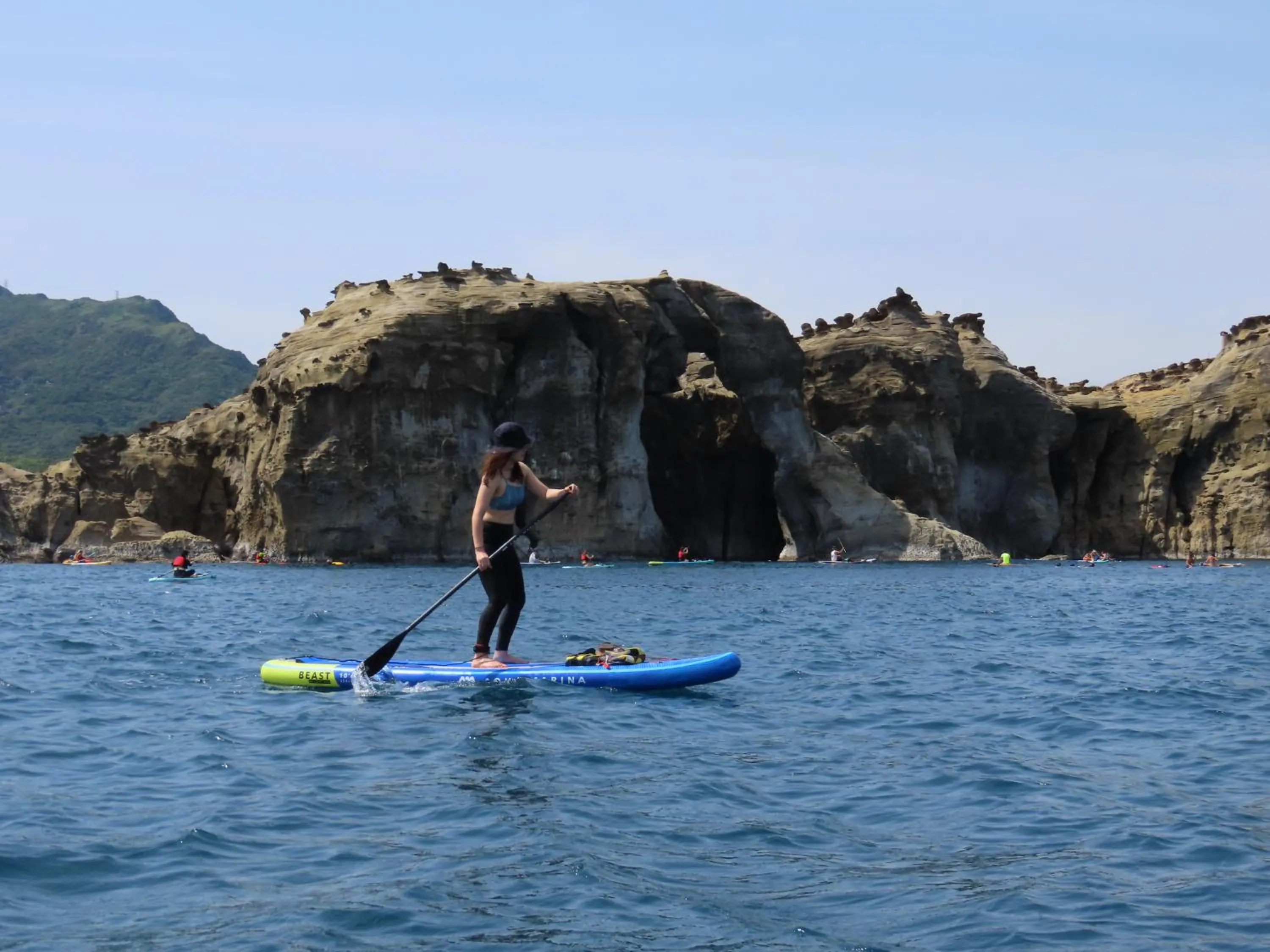Canoeing in On My Way Jiufen Hostel 途中九份青旅民宿