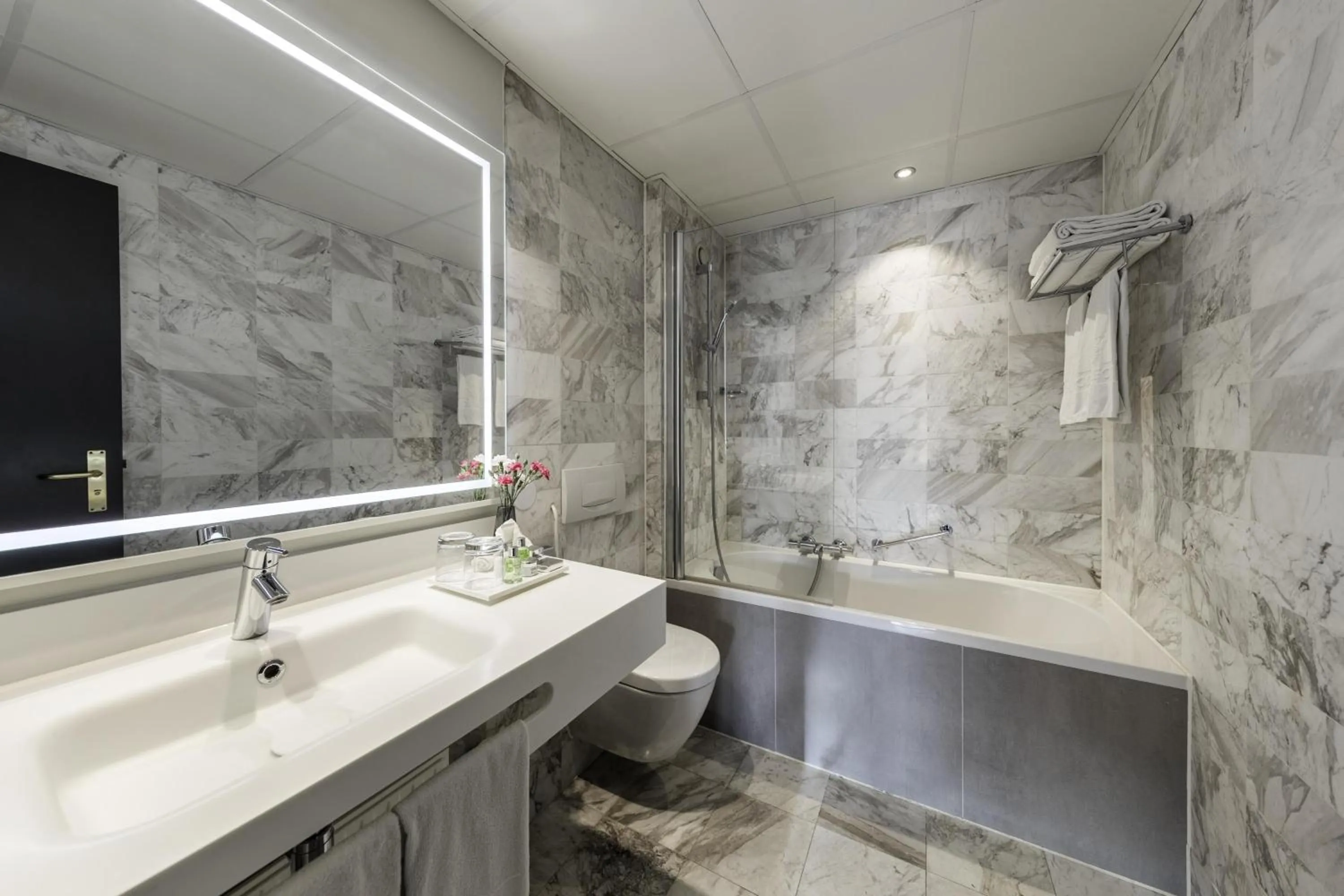 Bathroom in NH Collection Amsterdam Barbizon Palace