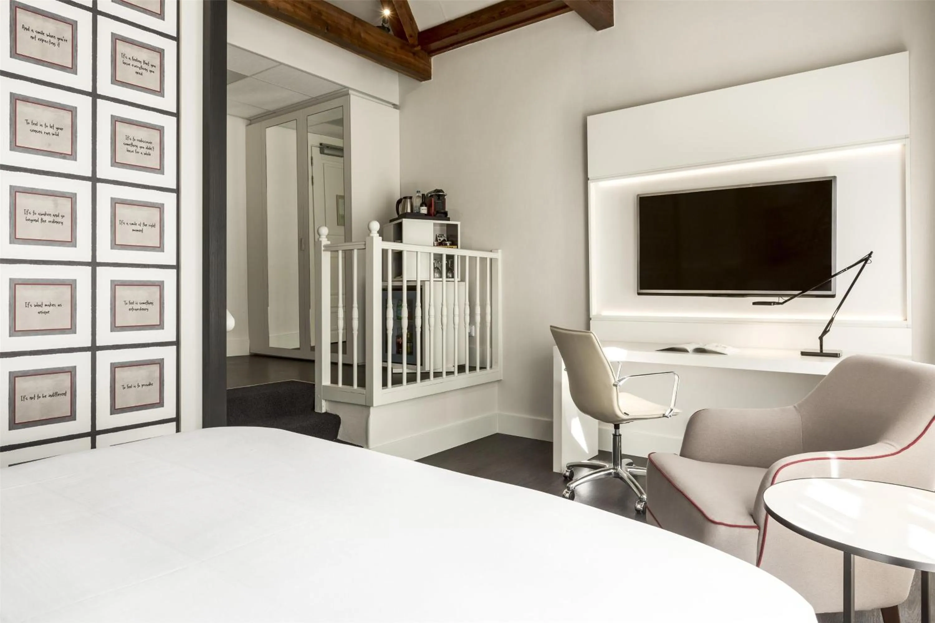 Bedroom, Bed in NH Collection Amsterdam Barbizon Palace