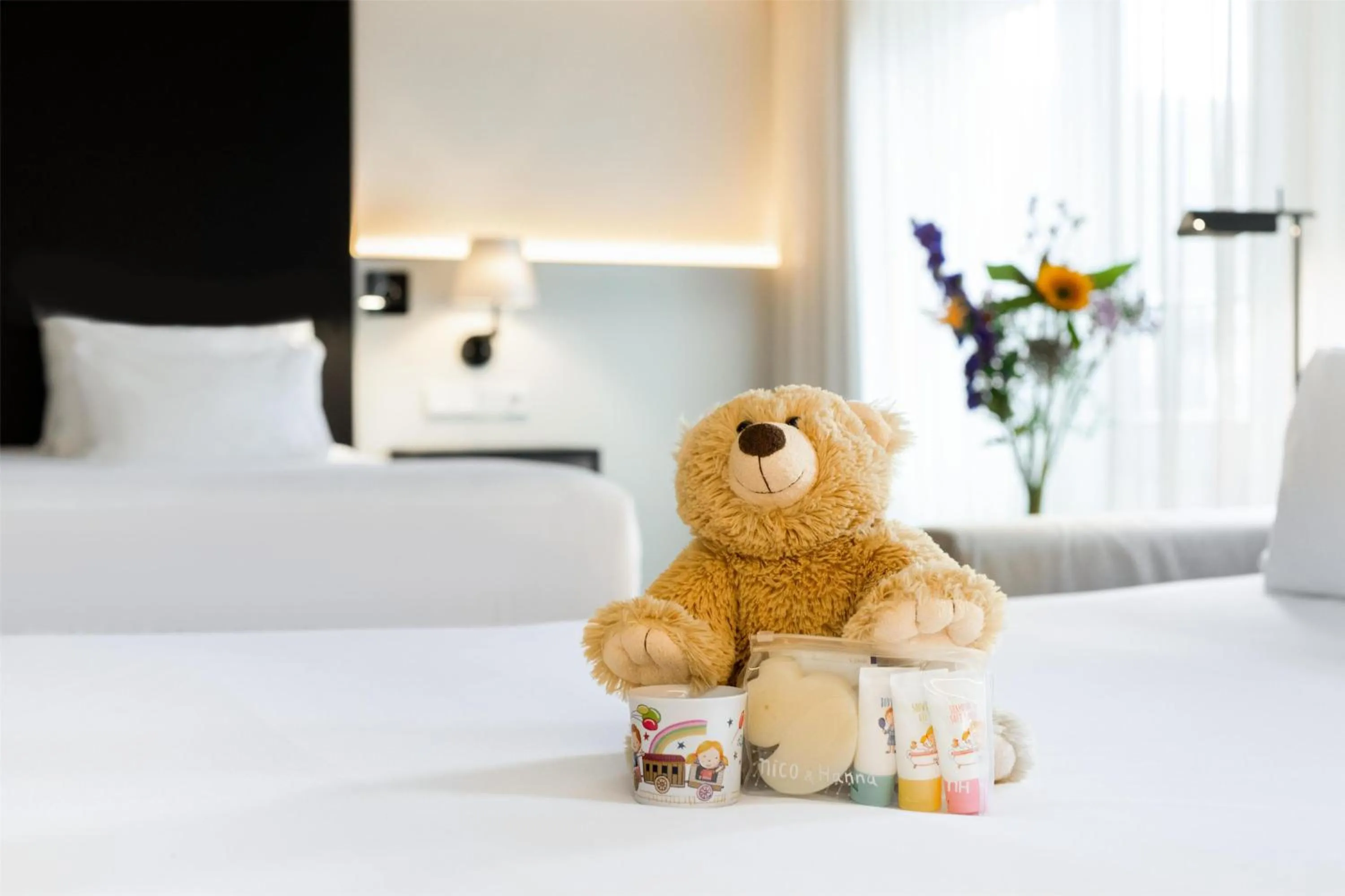 Bedroom, Bed in NH Collection Amsterdam Barbizon Palace