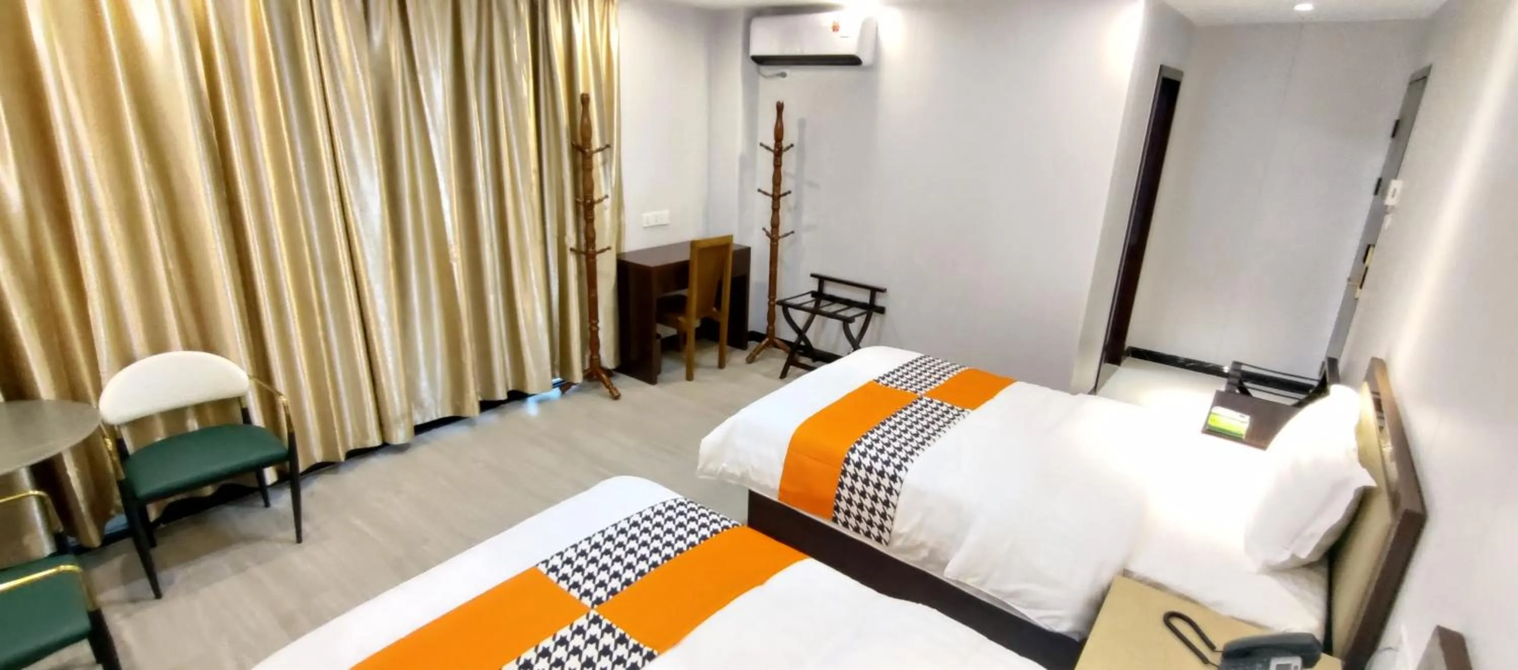 Bed in Sky Garden Hotel