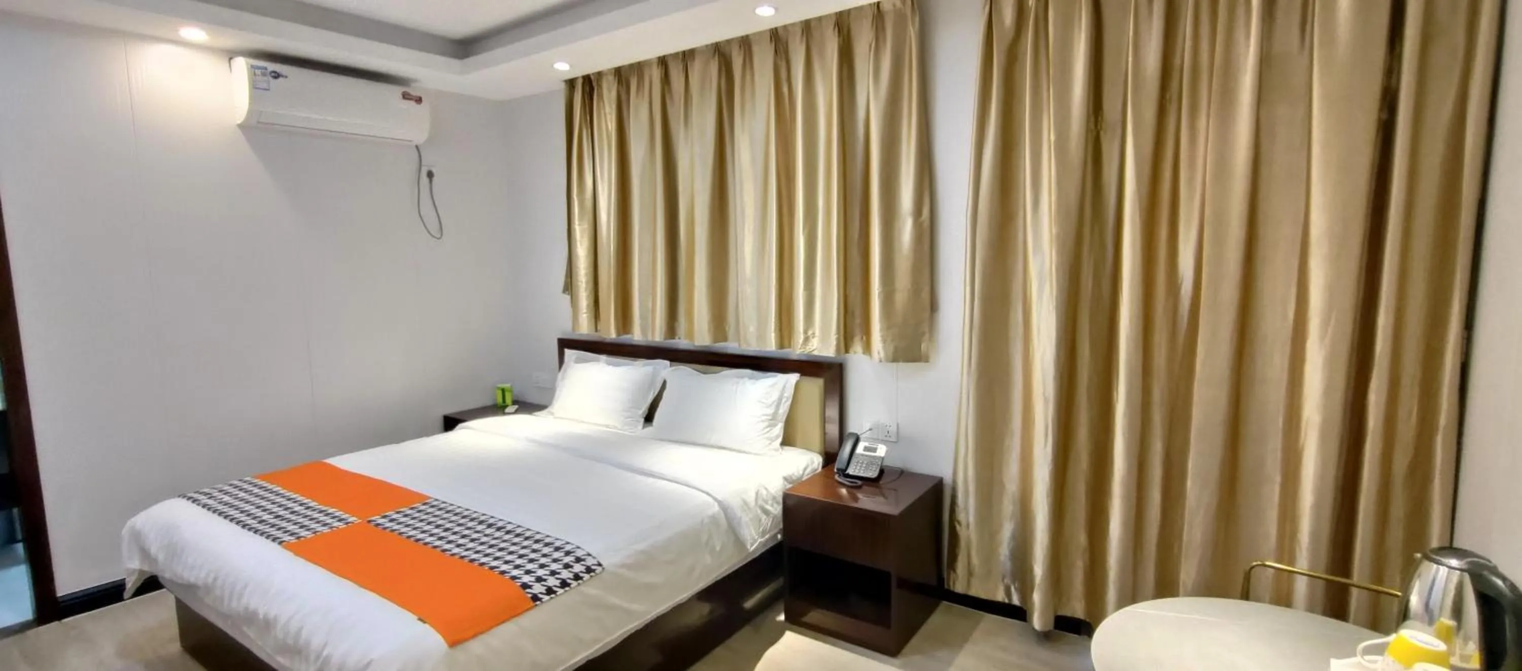 Photo of the whole room, Bed in Sky Garden Hotel