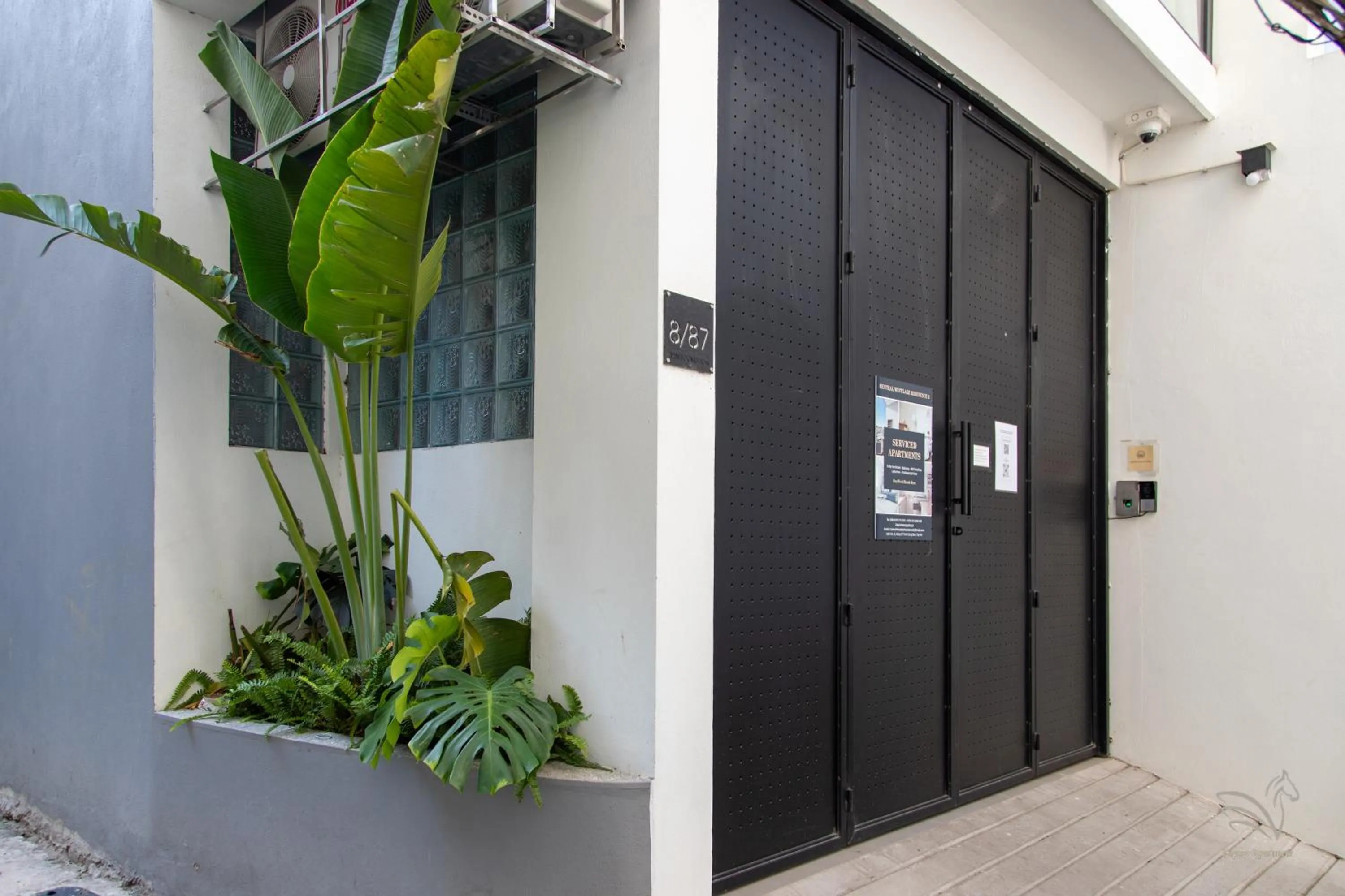 Facade/entrance in Central Westlake Residence 2 - By Pegasy Group