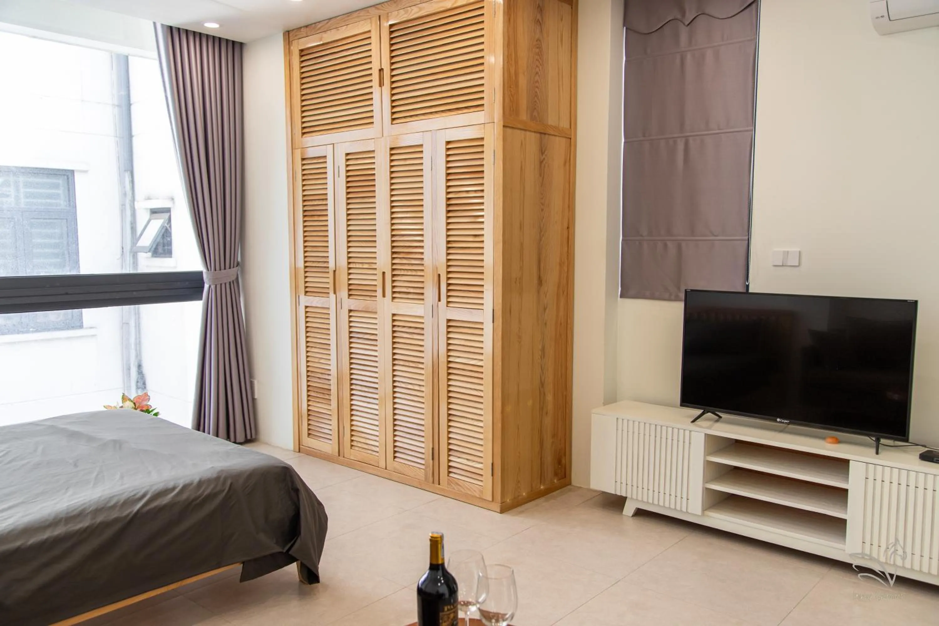 wardrobe in Central Westlake Residence 2 - By Pegasy Group