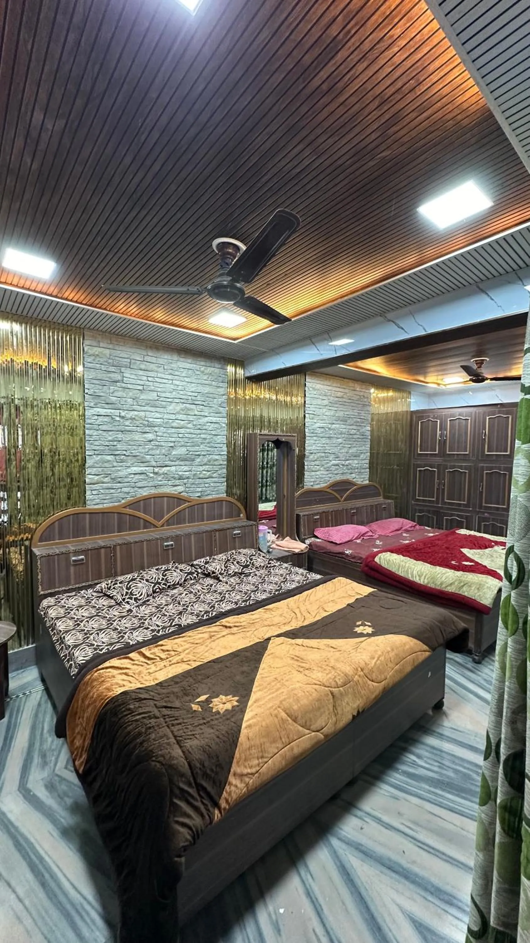 Bed in Hotel Maheshwari & Banquet Hall