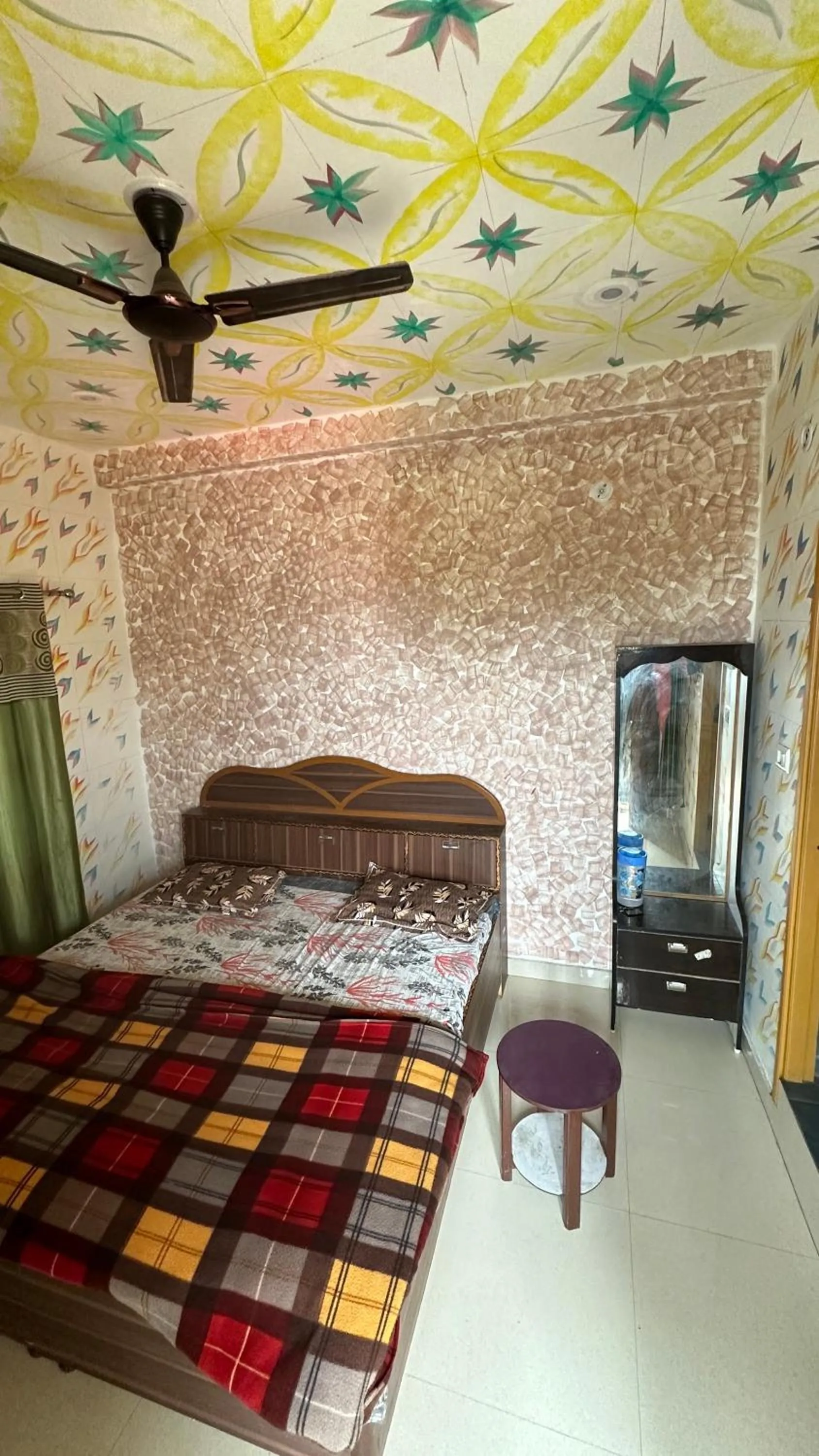 Bed in Hotel Maheshwari & Banquet Hall