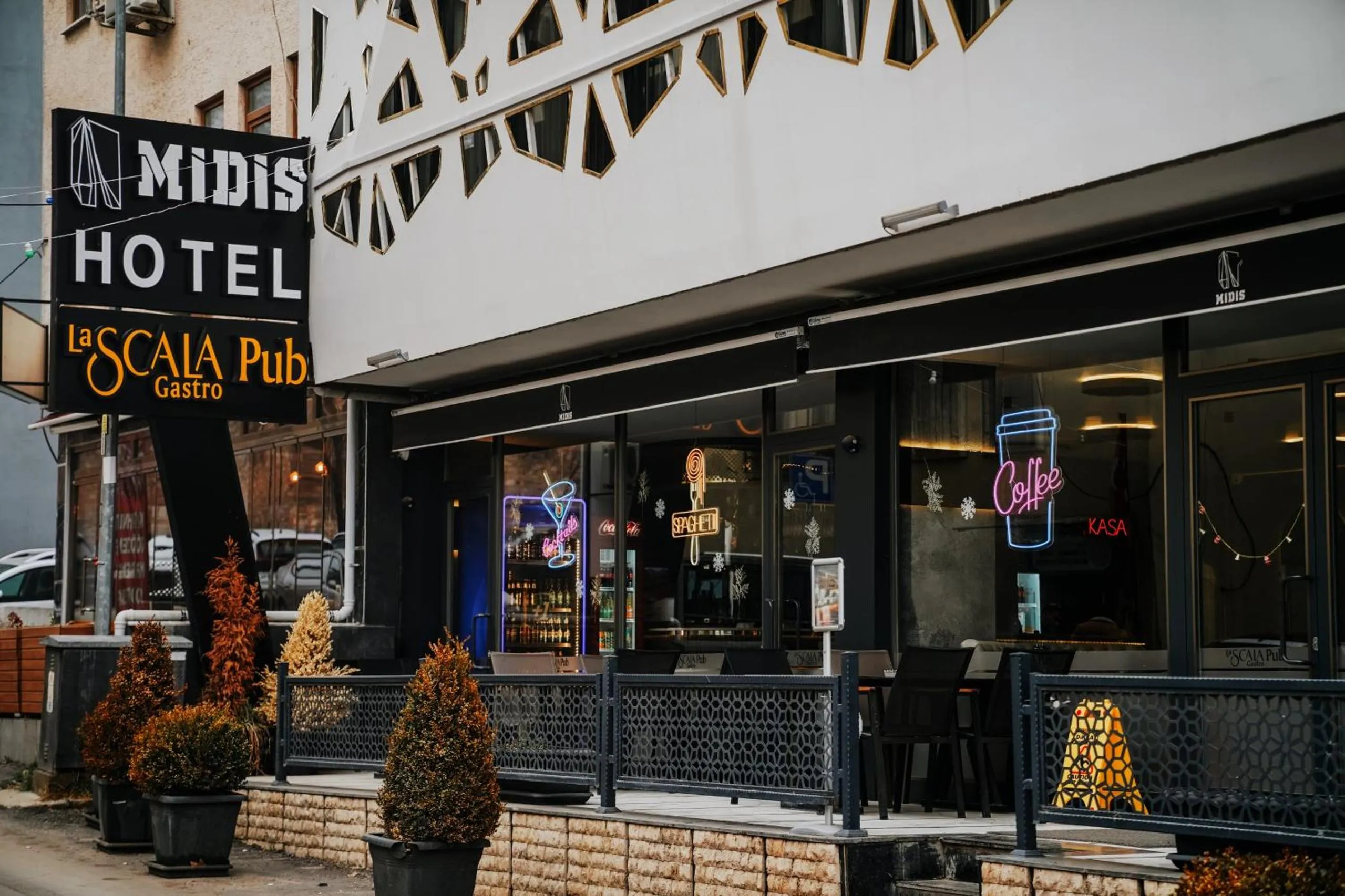 Property building in Midis Otel